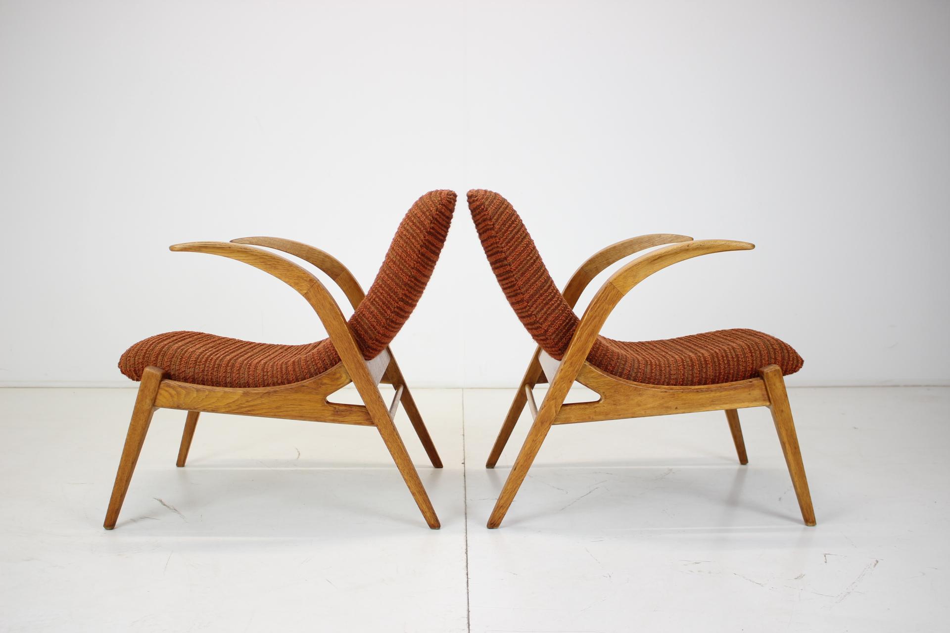 Set of Two Lounge Chairs Designed by Jan Vaněk for Krásná Jizba, 1960's In Good Condition In Praha, CZ