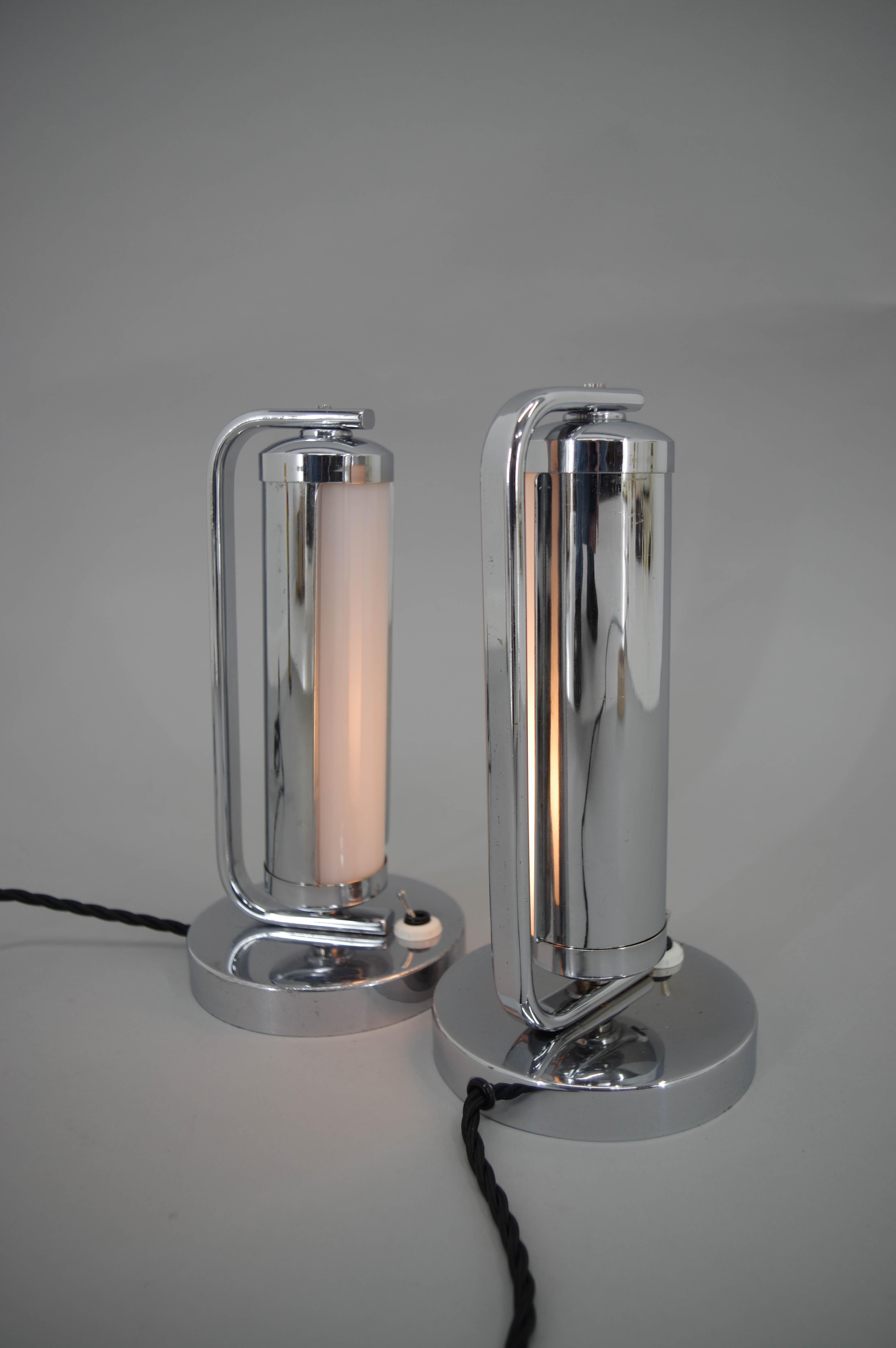 Set of Two Art Deco Table Lamps, 1930, Restored For Sale 6