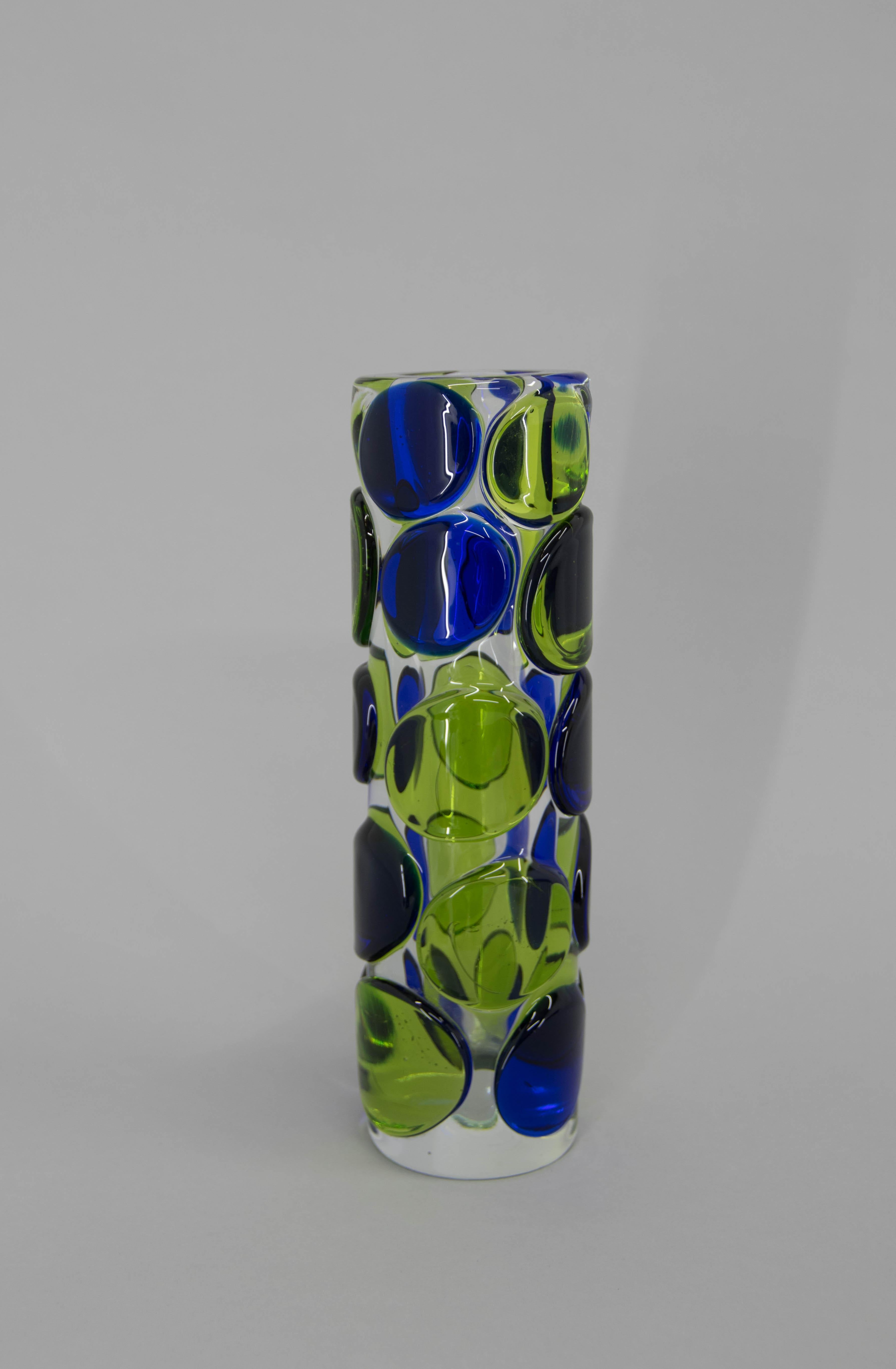 Modern Set of Two Art Glass Vases by Jaroslav Svoboda, circa 1980
