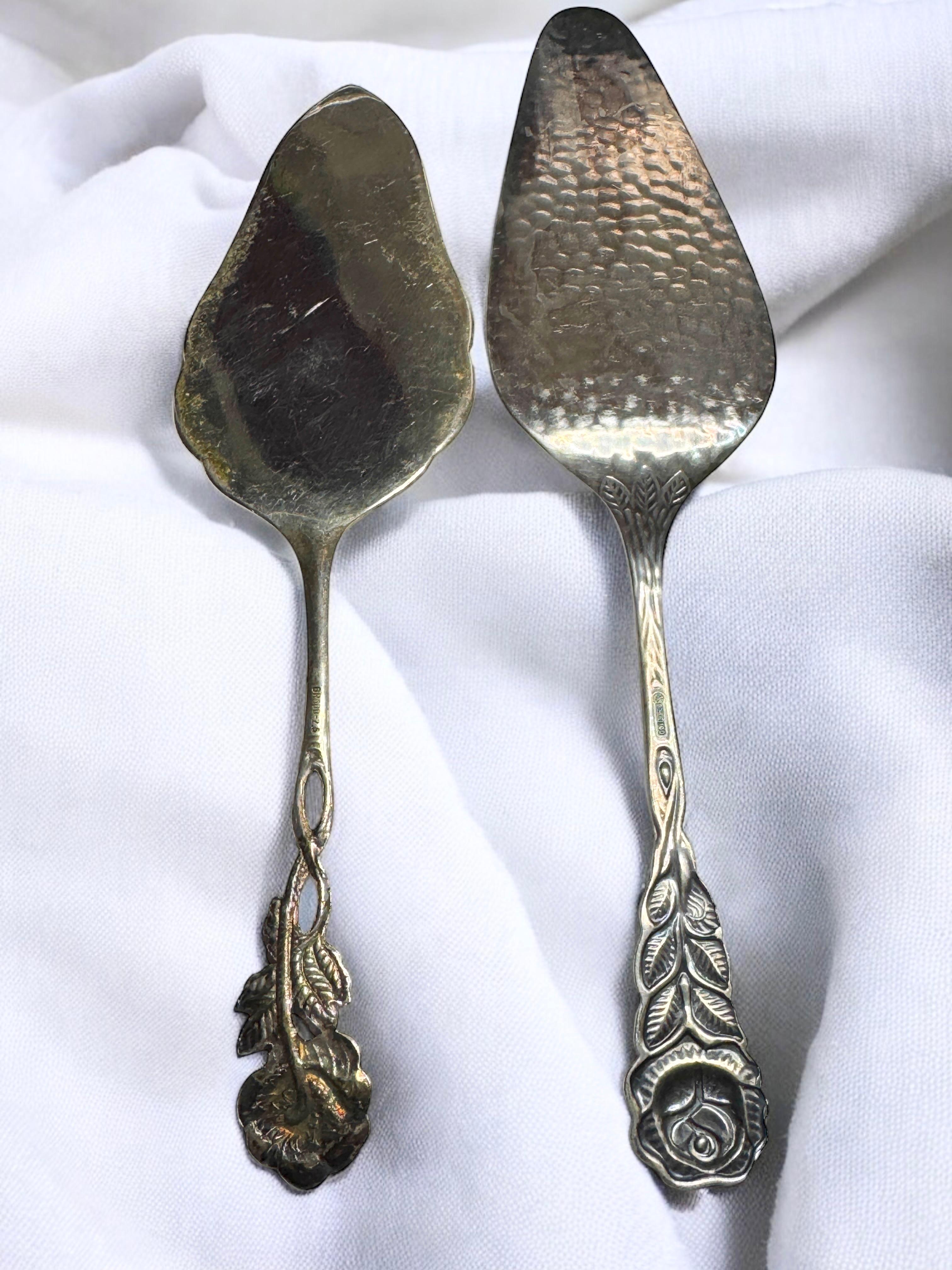 Set di due posate in argento Hildesheim Rose Art Nouveau, paletta per dolci, tedesco in vendita 4