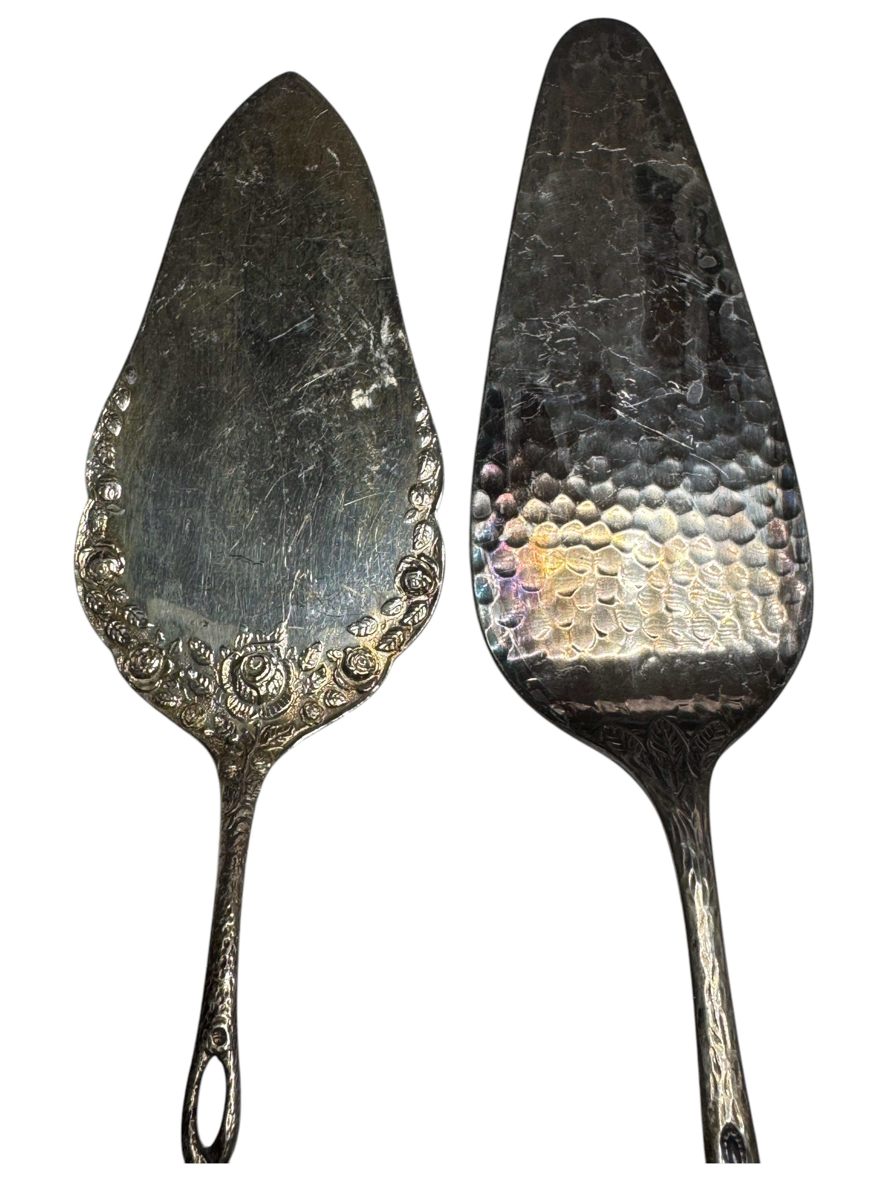 Tedesco Set di due posate in argento Hildesheim Rose Art Nouveau, paletta per dolci, tedesco in vendita