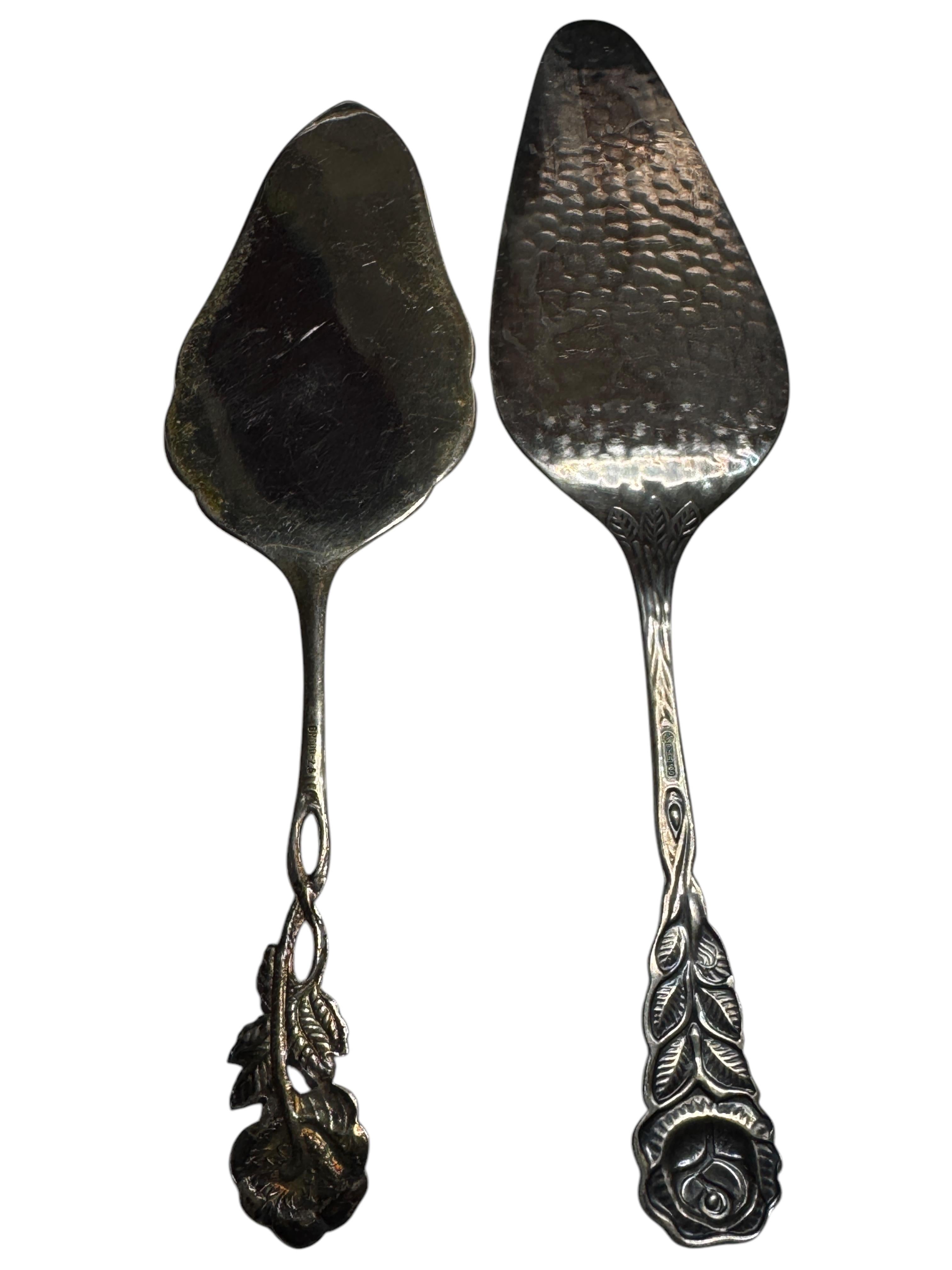 Set di due posate in argento Hildesheim Rose Art Nouveau, paletta per dolci, tedesco In condizioni buone in vendita a Nuernberg, DE