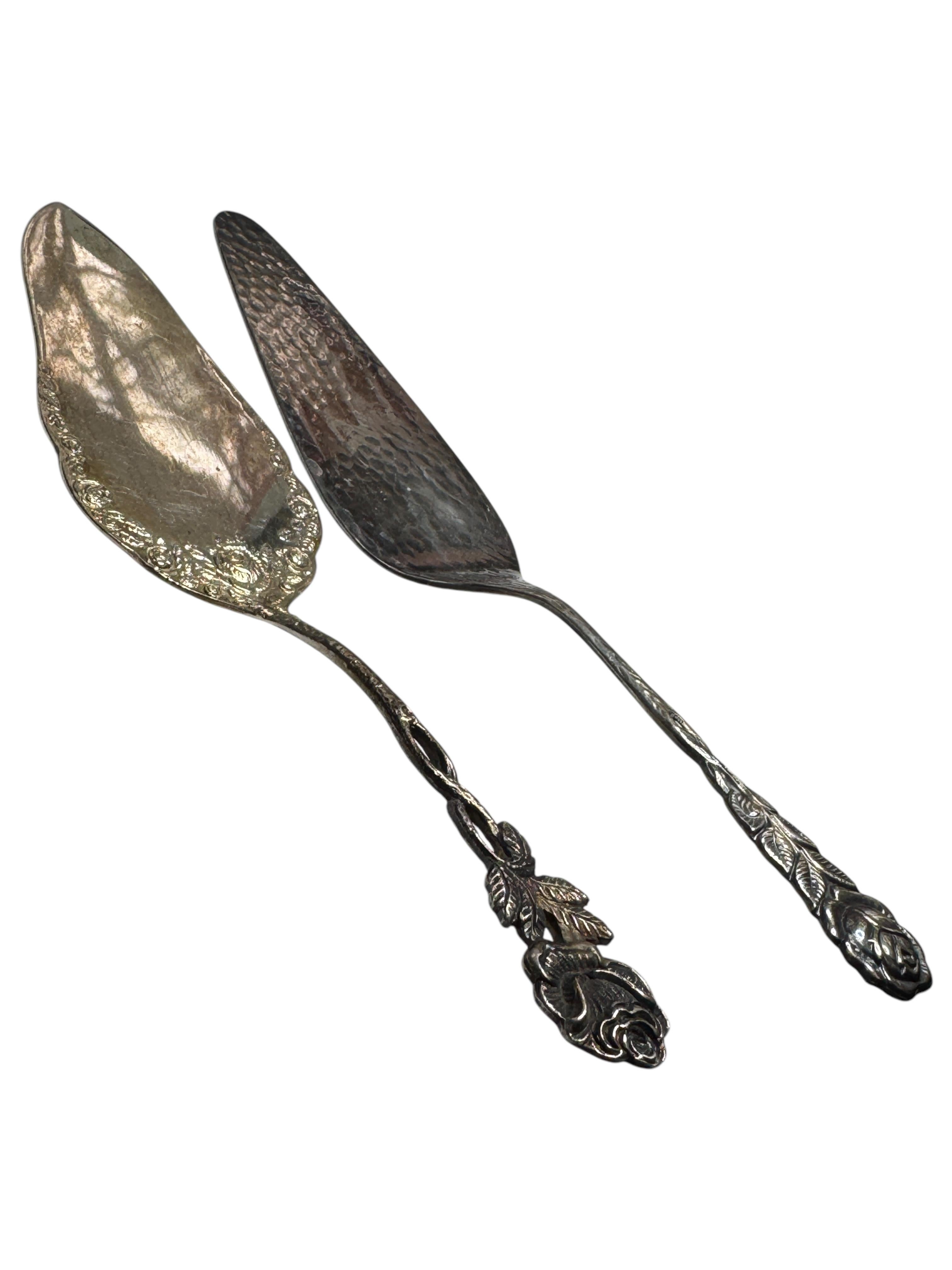XX secolo Set di due posate in argento Hildesheim Rose Art Nouveau, paletta per dolci, tedesco in vendita