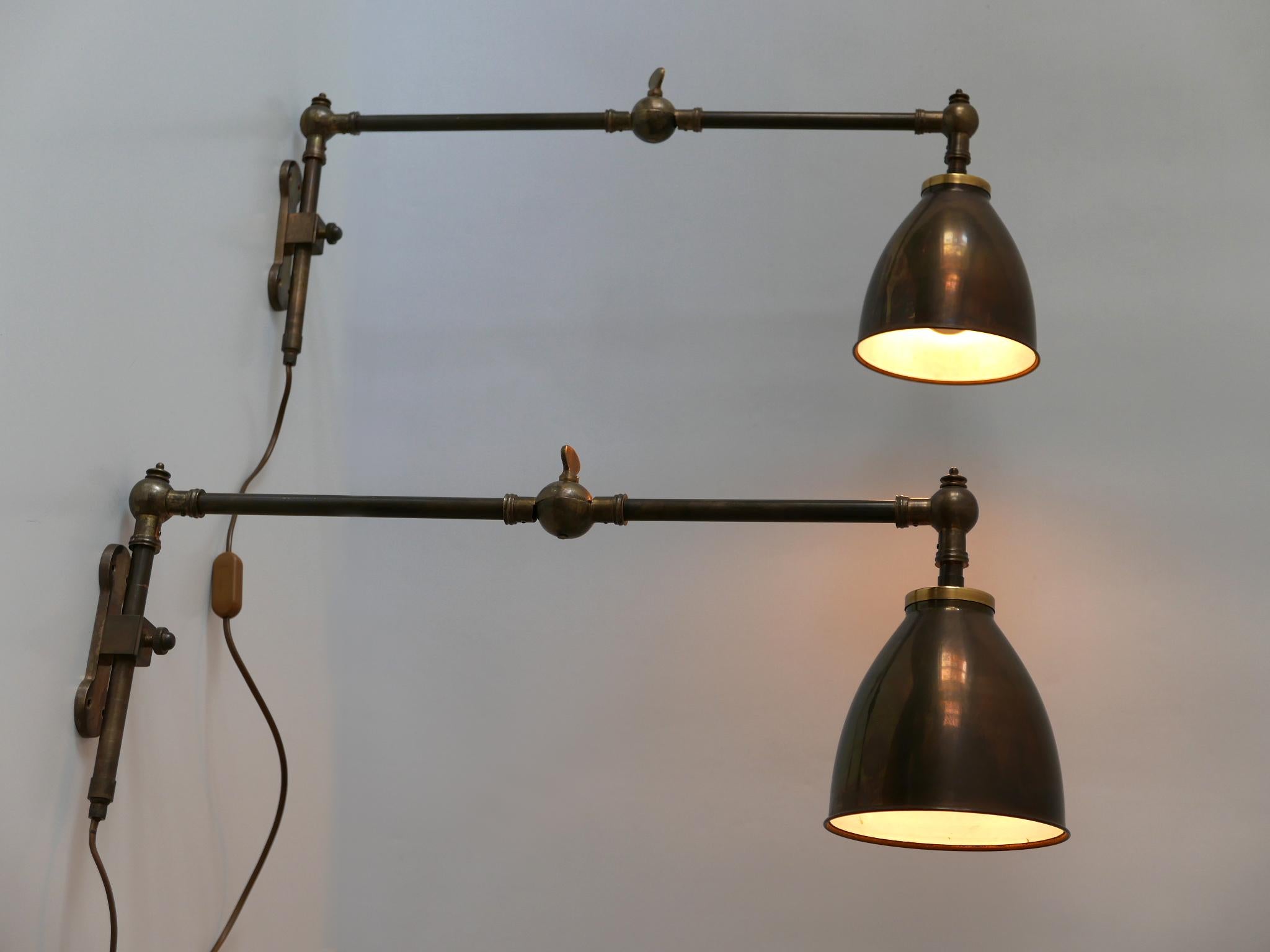 Set of Two Articulated Brass Wall Lamps or Reading Lights 1970s Germany In Good Condition In Munich, DE