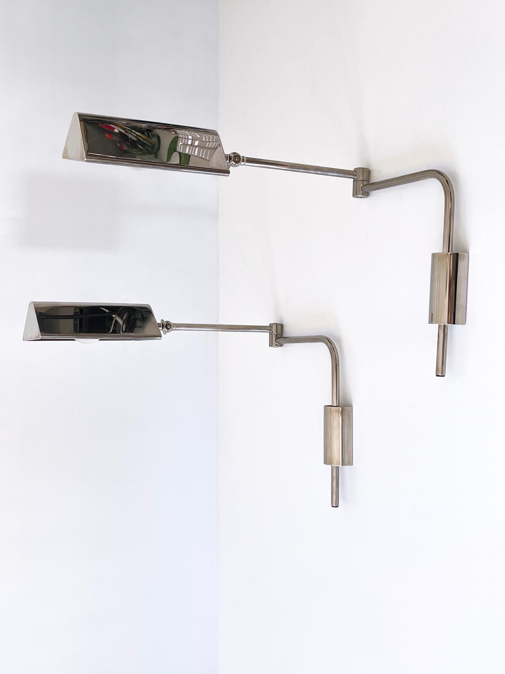 Ensemble de deux appliques ou liseuses articulées par Florian Schulz 1970 en vente 3