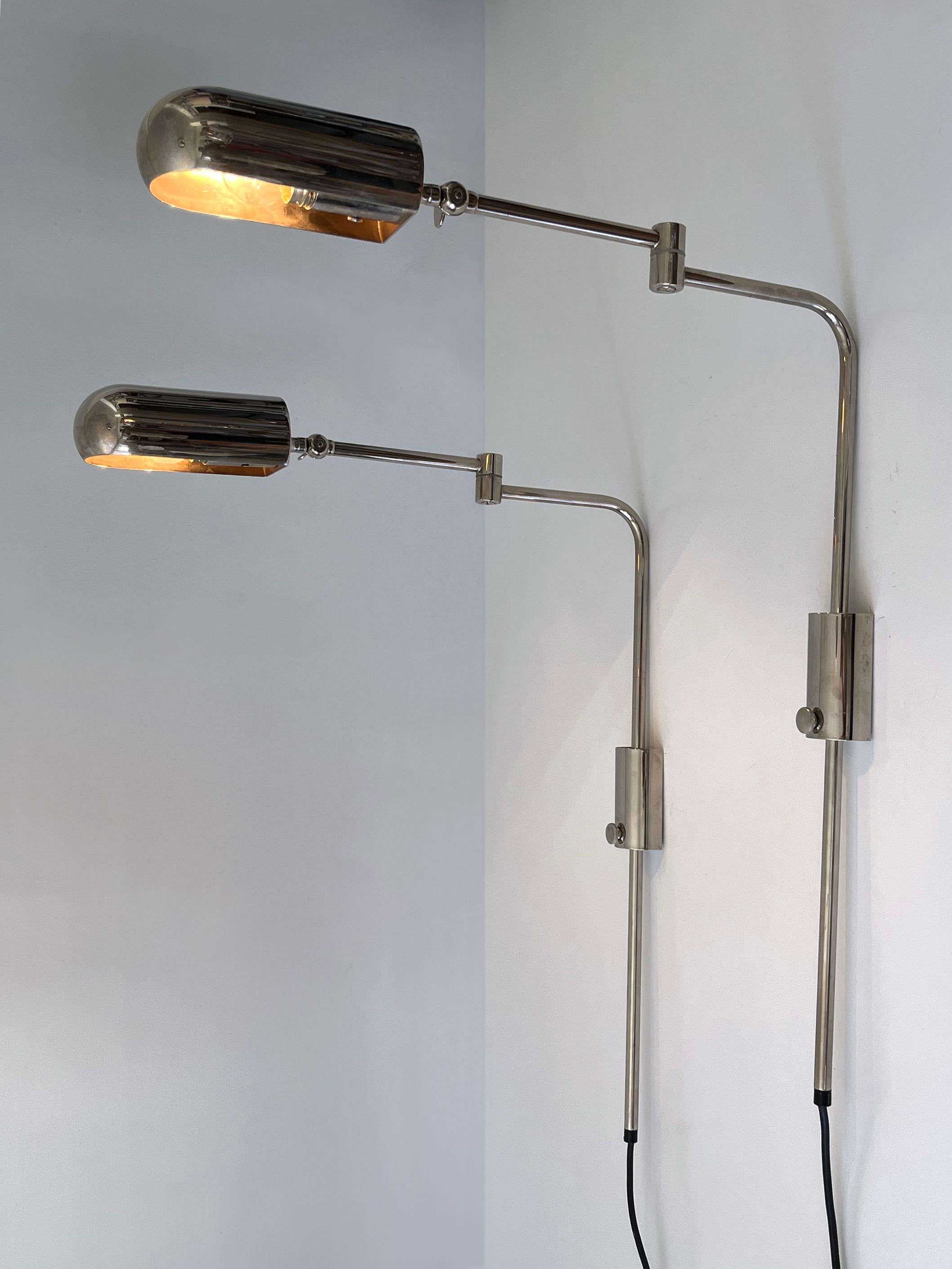Mid-Century Modern Ensemble de deux appliques ou liseuses articulées par Florian Schulz 1970 en vente