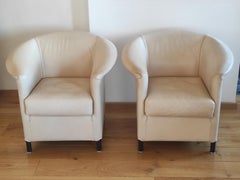 Set of Two Aura Leathet Longue Chair By Paolo Piva For Wittmann.