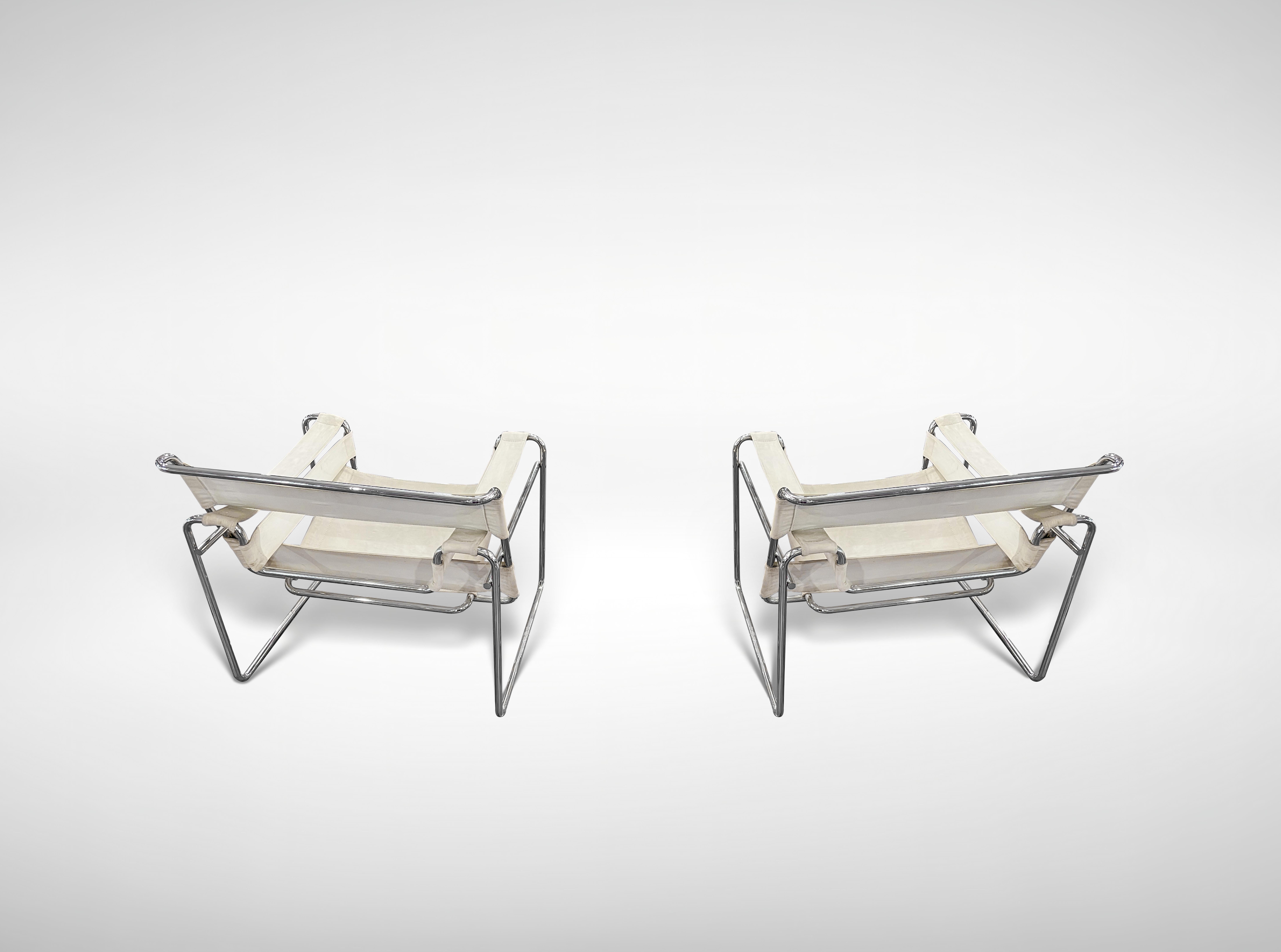 Set of Two B3 Model Wassily Chairs by Marcel Breuer for Gavina. In Good Condition In Roma, IT