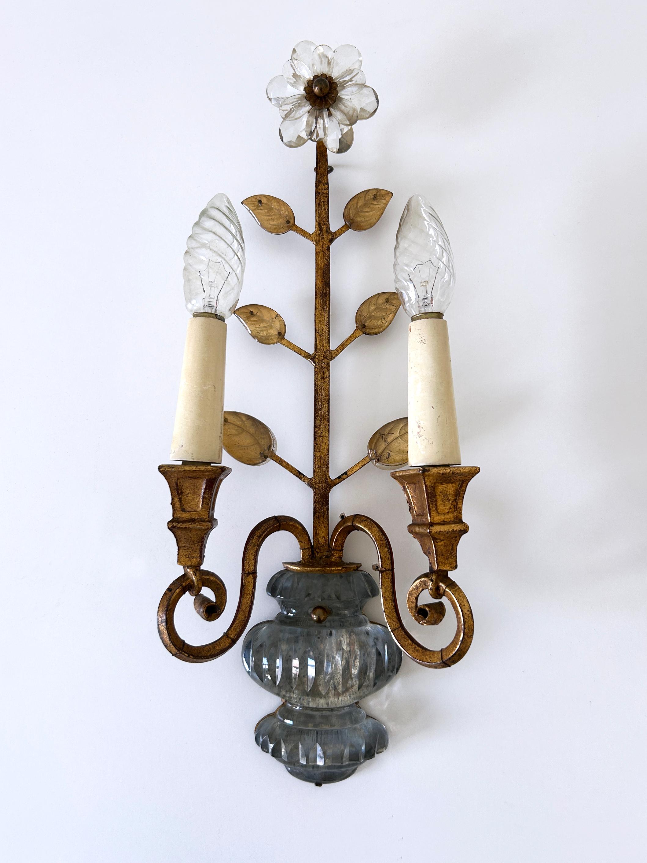 Set di due lampade da parete o scendiletto in cristallo e metallo dorato Banci Firenze 1960s Italia in vendita 6