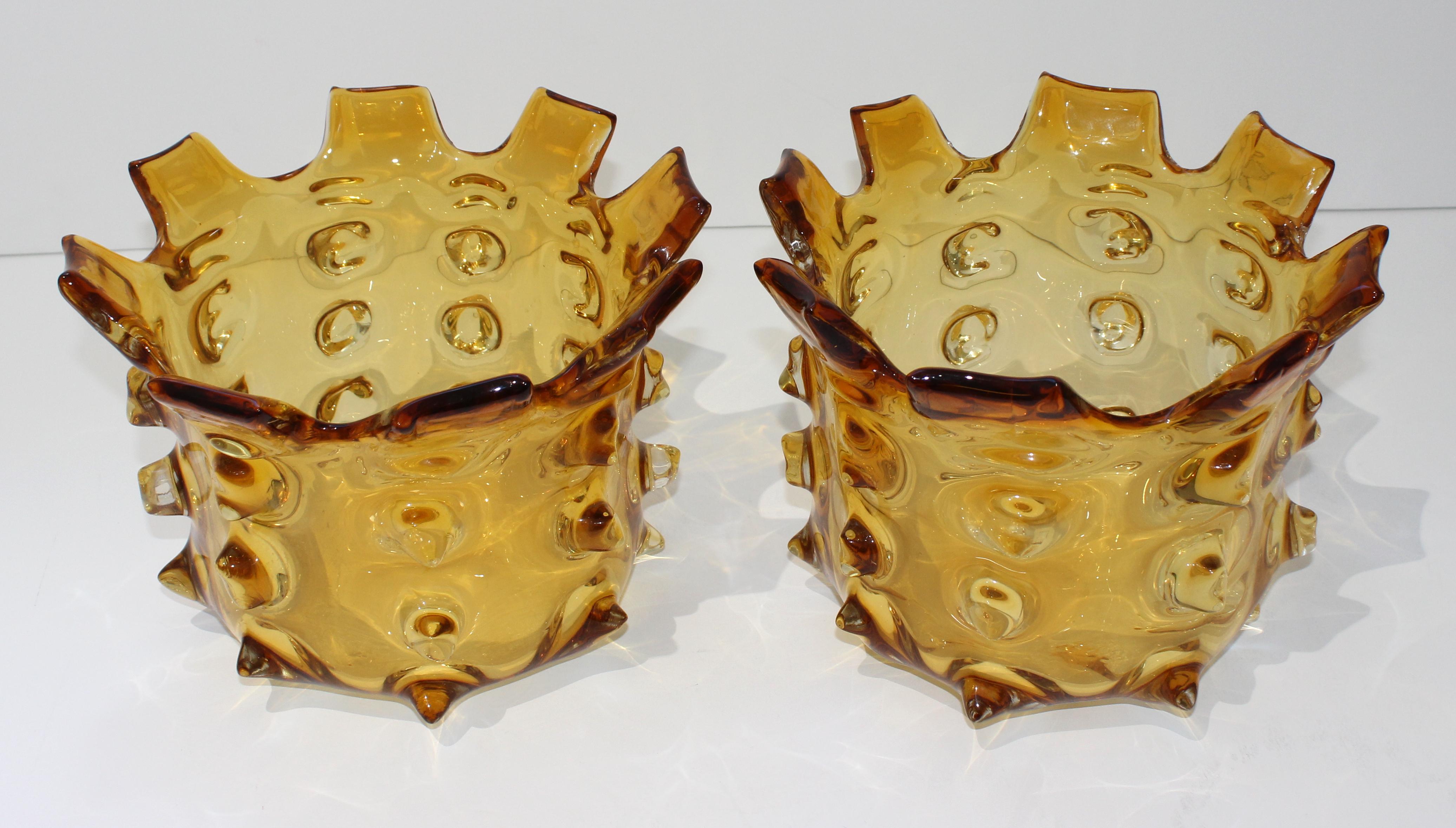 Set von zwei Vasen aus Muranoglas im Barovier- und Toso-Stil (Handgefertigt)