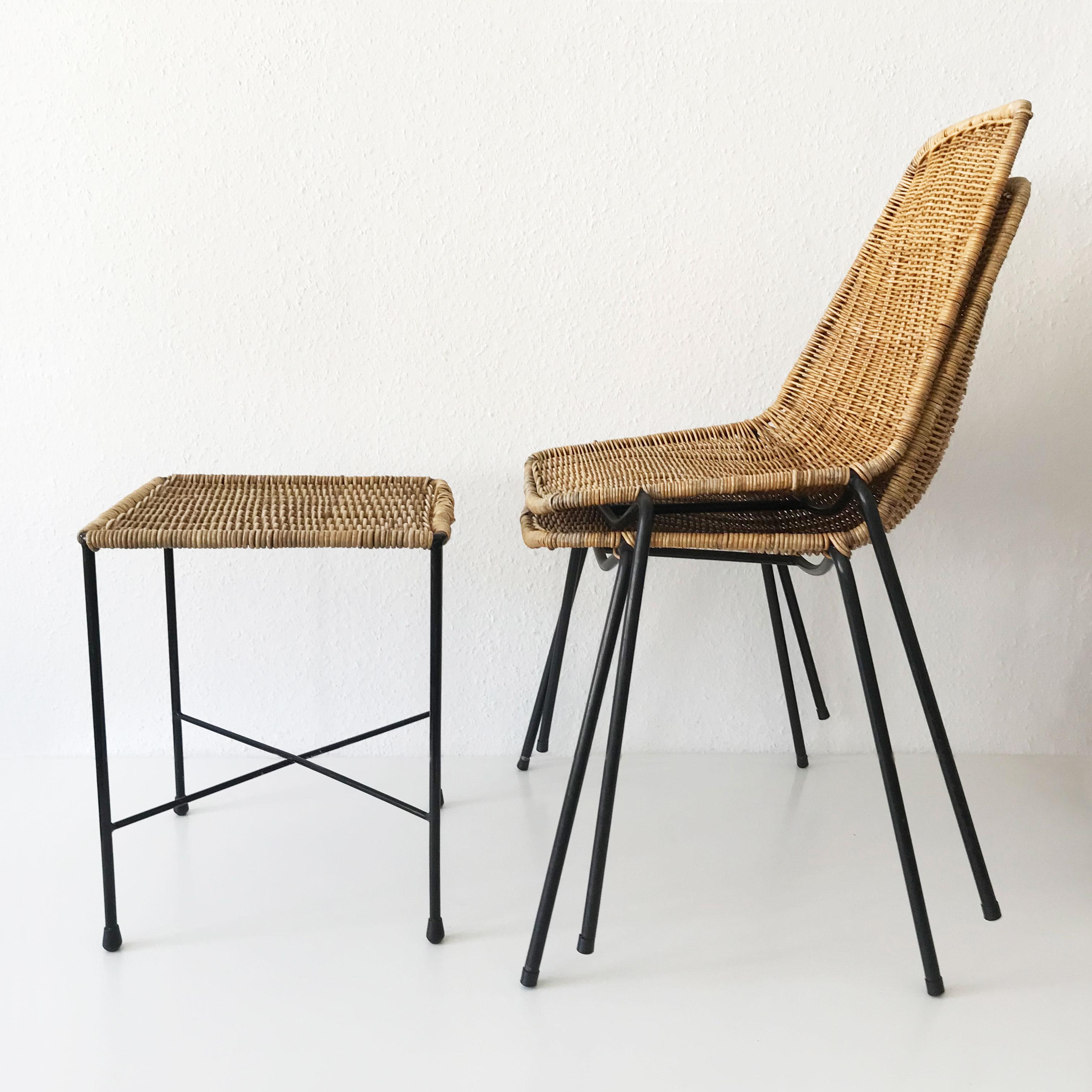 Set of two original Mid-Century Modern basket chairs and one extremely rare stool or side table by the Swiss designer Gian Franco Legler in 1951. Originally produced for the Italian restaurant The Basket. Probably executed by the J. Bally in