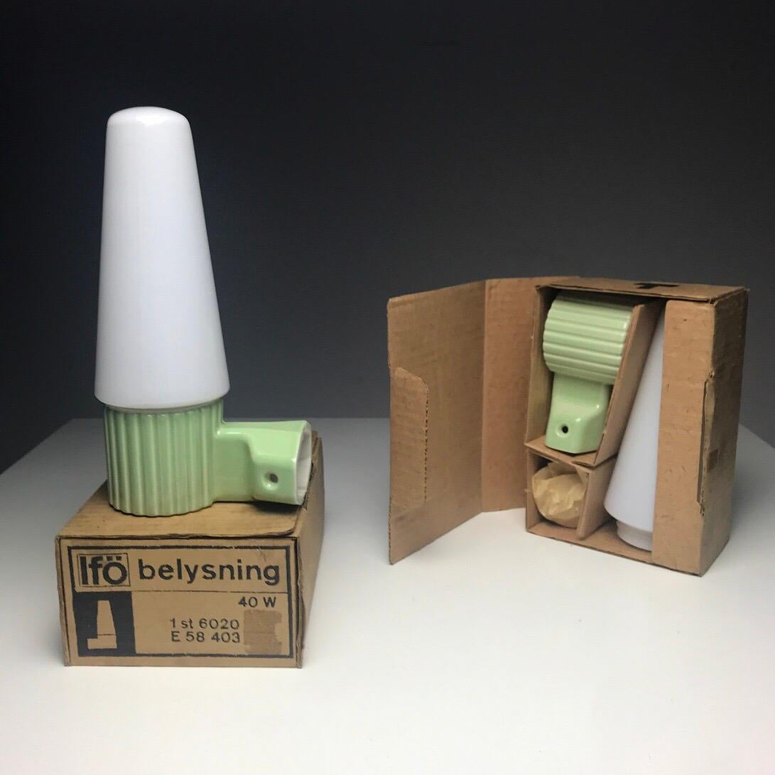 Mid-20th Century Set of Two Bathroom Wall Lights by Sigvard Bernadotte for IFÖ, Sweden, 1960