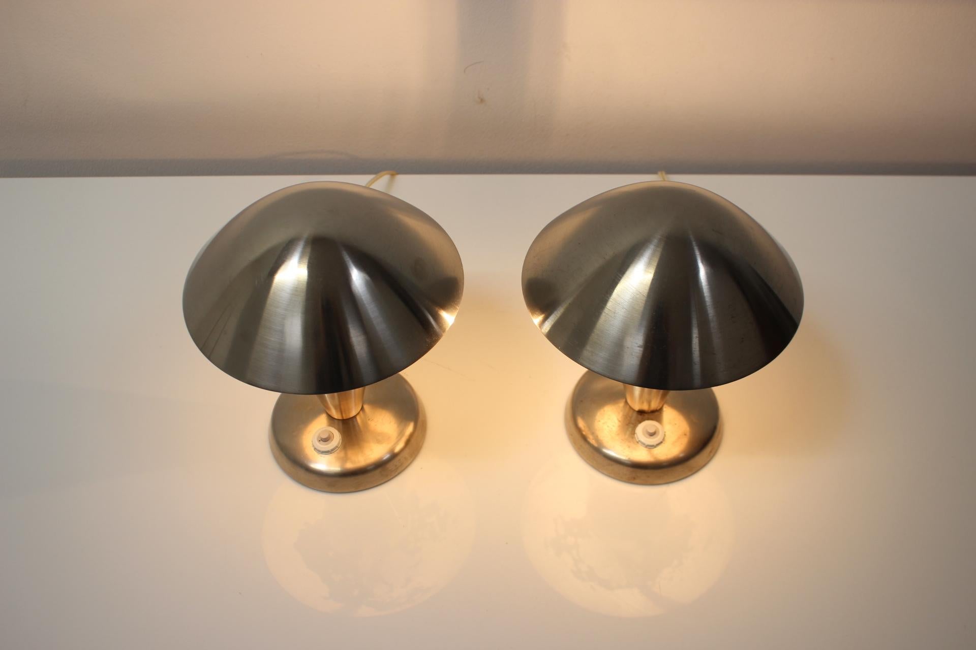 Set of Two Bauhaus Table Lamps, 1930s For Sale 4