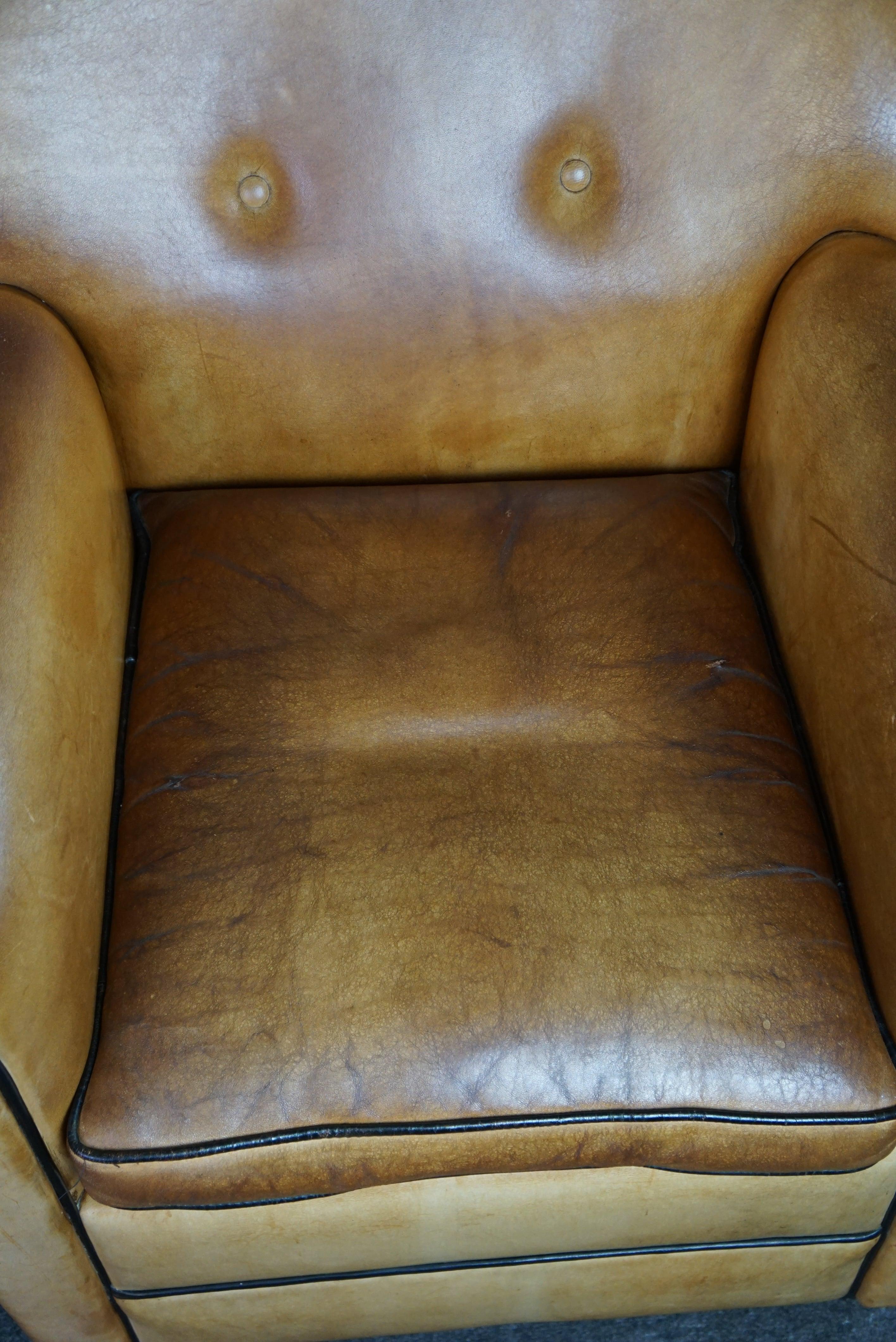 Set aus zwei schönen Sesseln aus Schafsleder im Bart van Bekhoven-Design im Zustand „Gut“ im Angebot in Harderwijk, NL