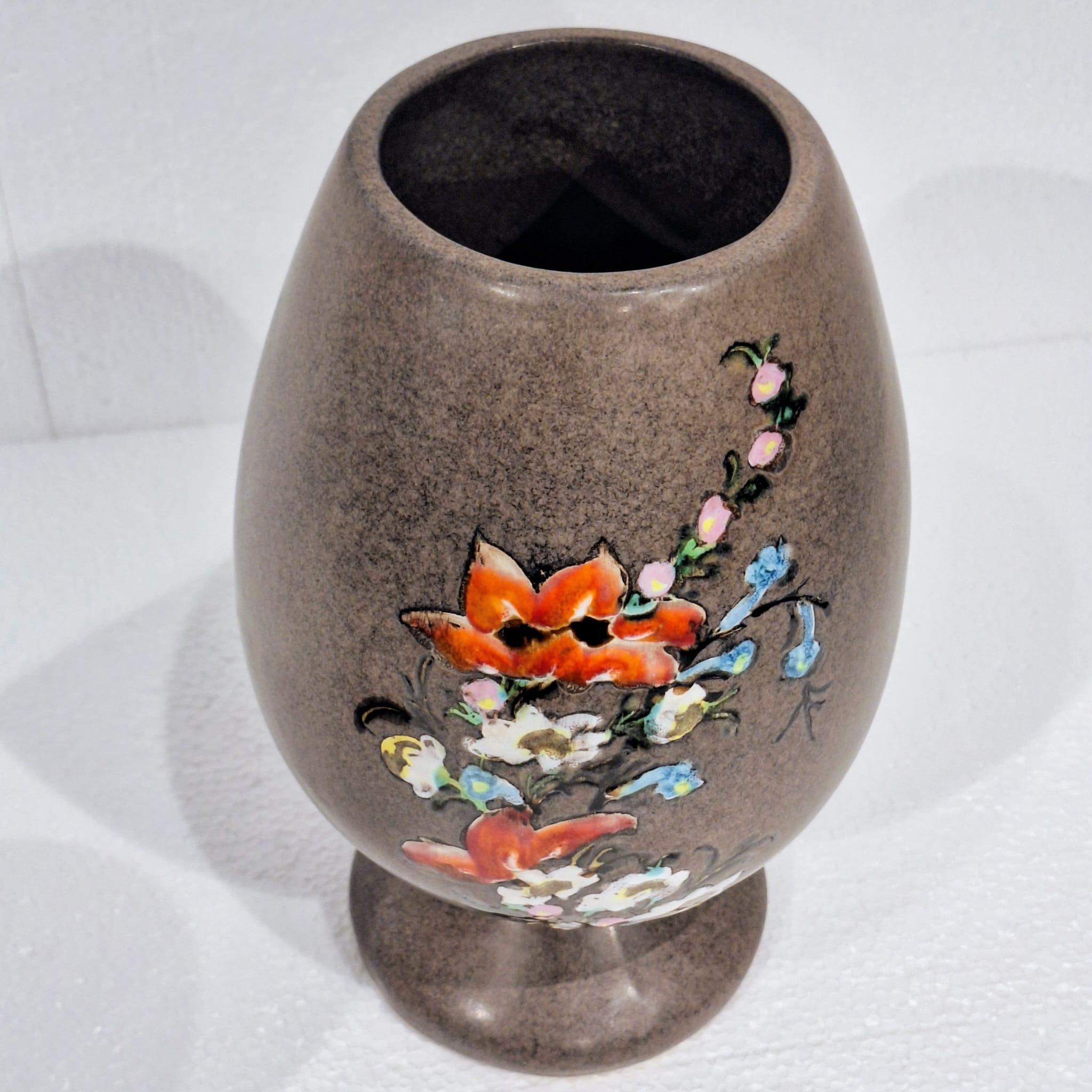 Mid-Century Modern Set of two beautiful ceramic vases from Vallauris For Sale