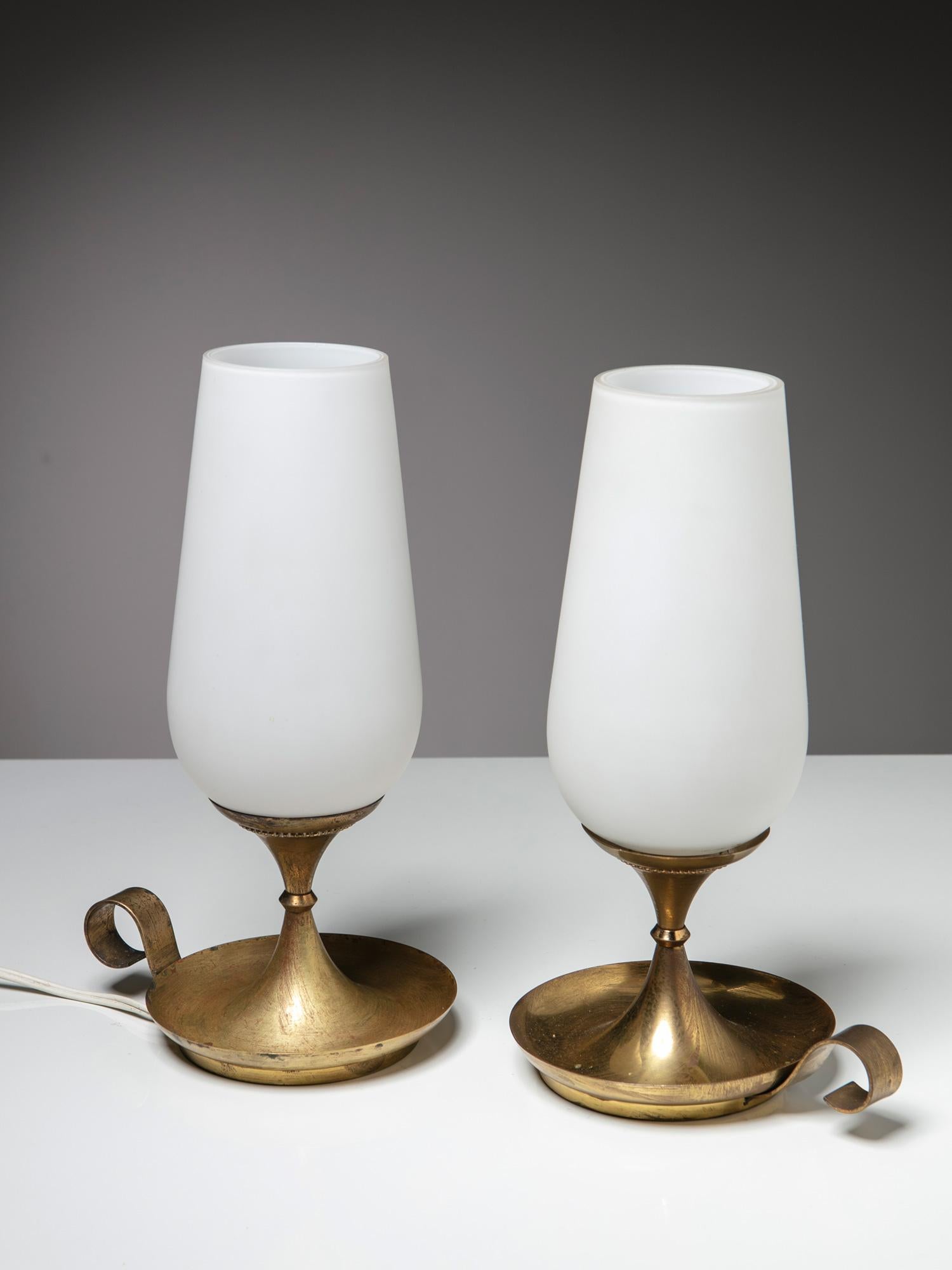 italien Ensemble de deux lampes de chevet par Stilnovo, Italie, années 1950 en vente