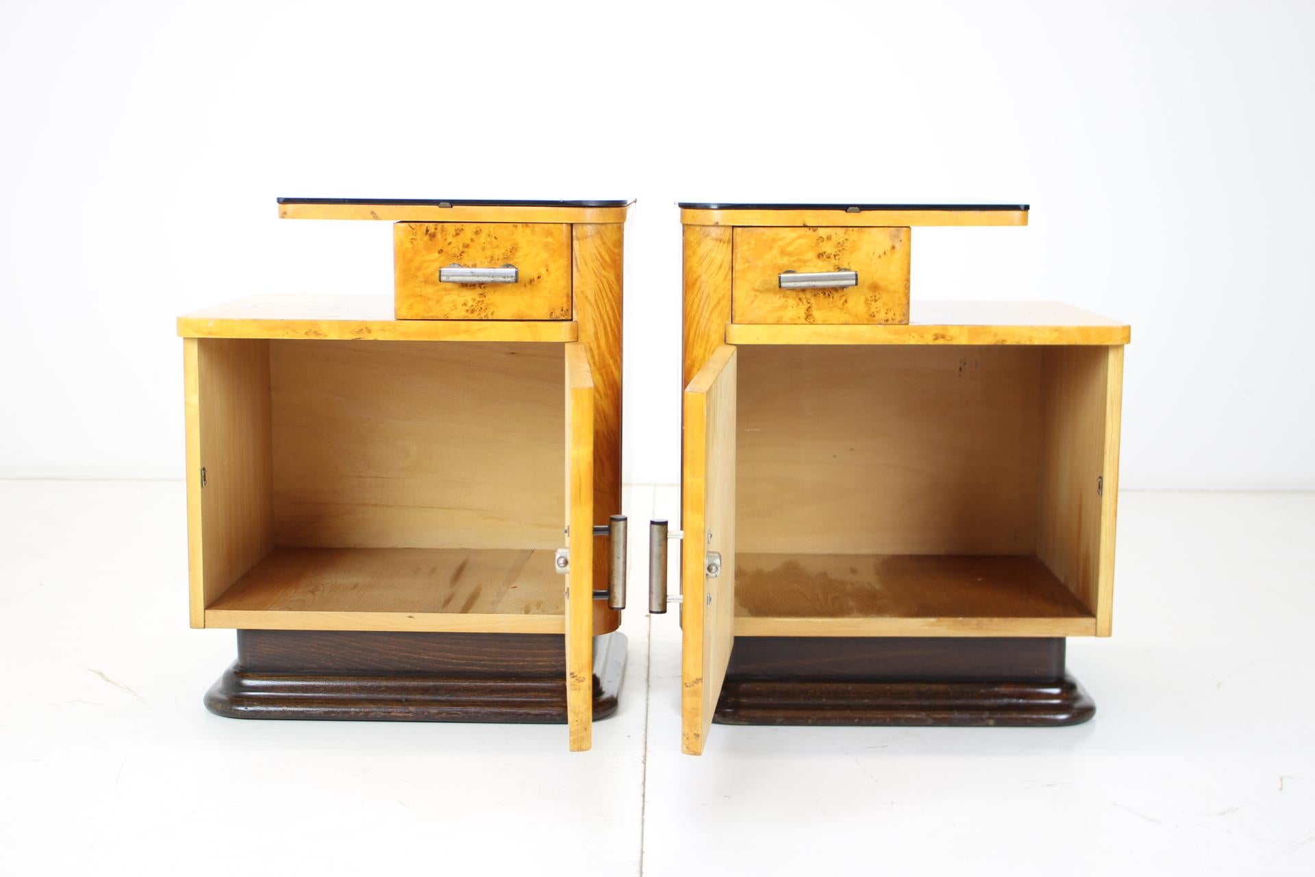 Mid-Century Modern Set of Two Bedside Tables Designed by Jindřich Halabala for UP Závody, 1950's For Sale