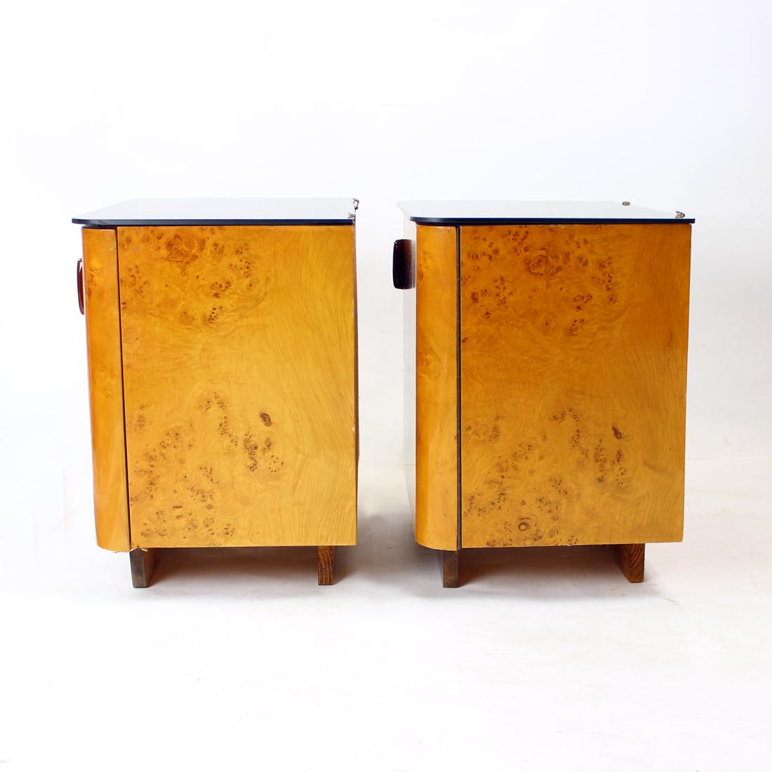 Set of Two Bedside Tables in Wood & Glass, Czechoslovakia, 1940s For Sale 3