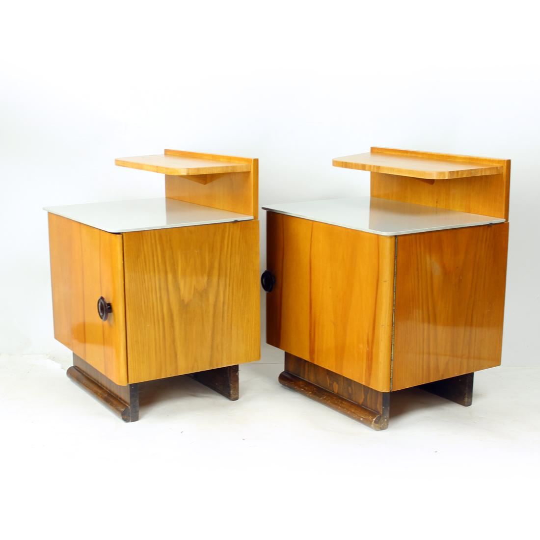 Set Of Two Bedside Tables In Wood & Glass, Czechoslovakia 1950s For Sale 3