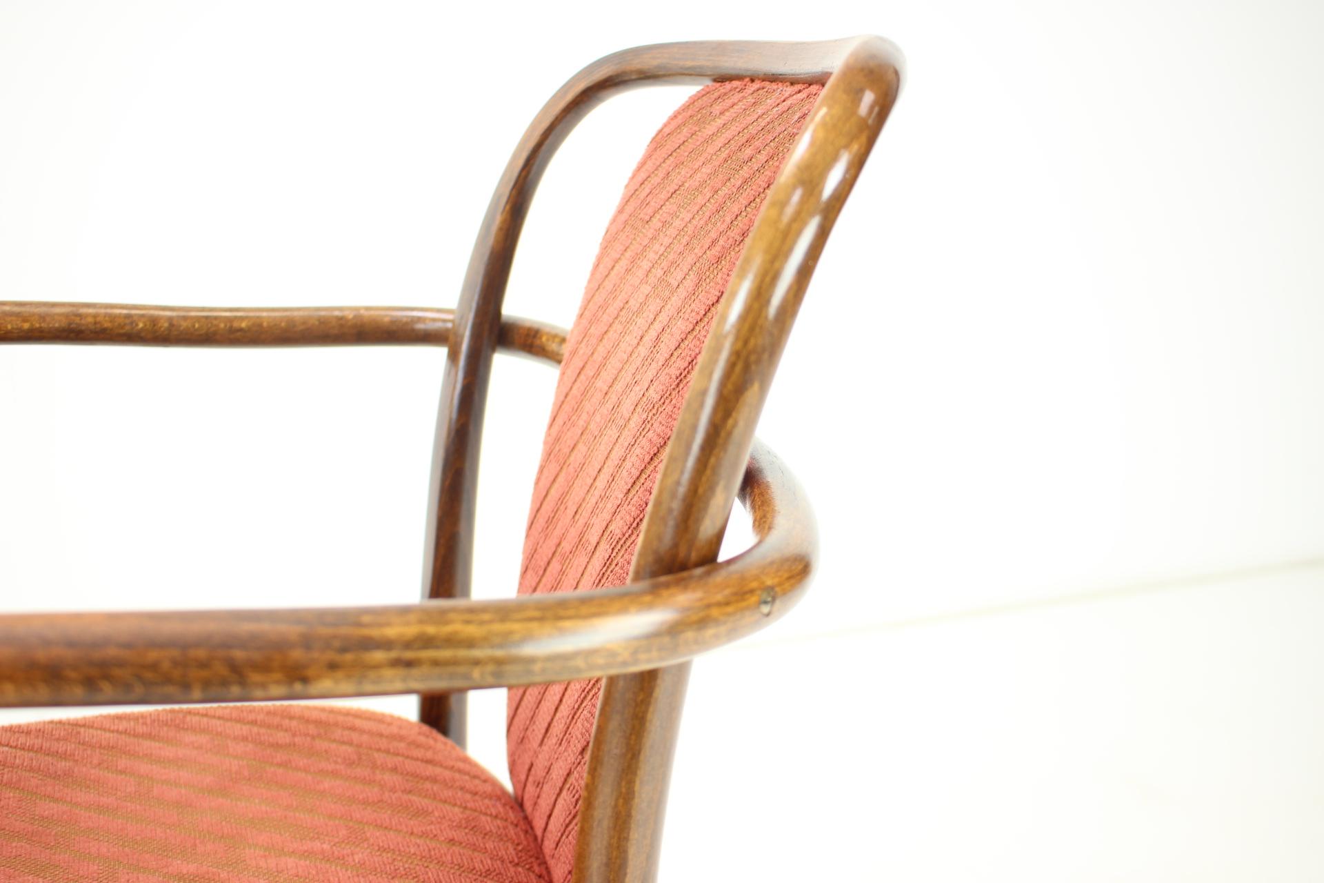 Set of Two Bentwood Chairs, Ton 1989 For Sale 4