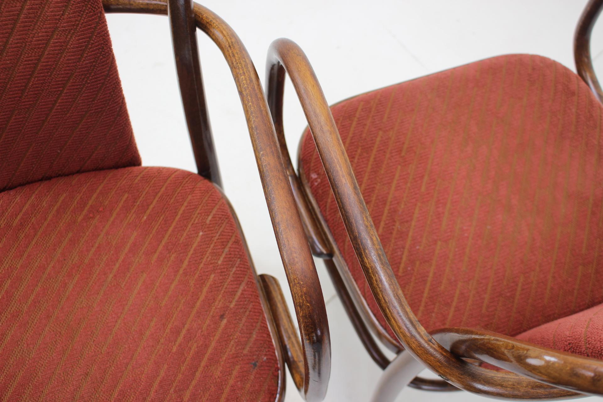 Set of Two Bentwood Chairs, Ton 1989 For Sale 5