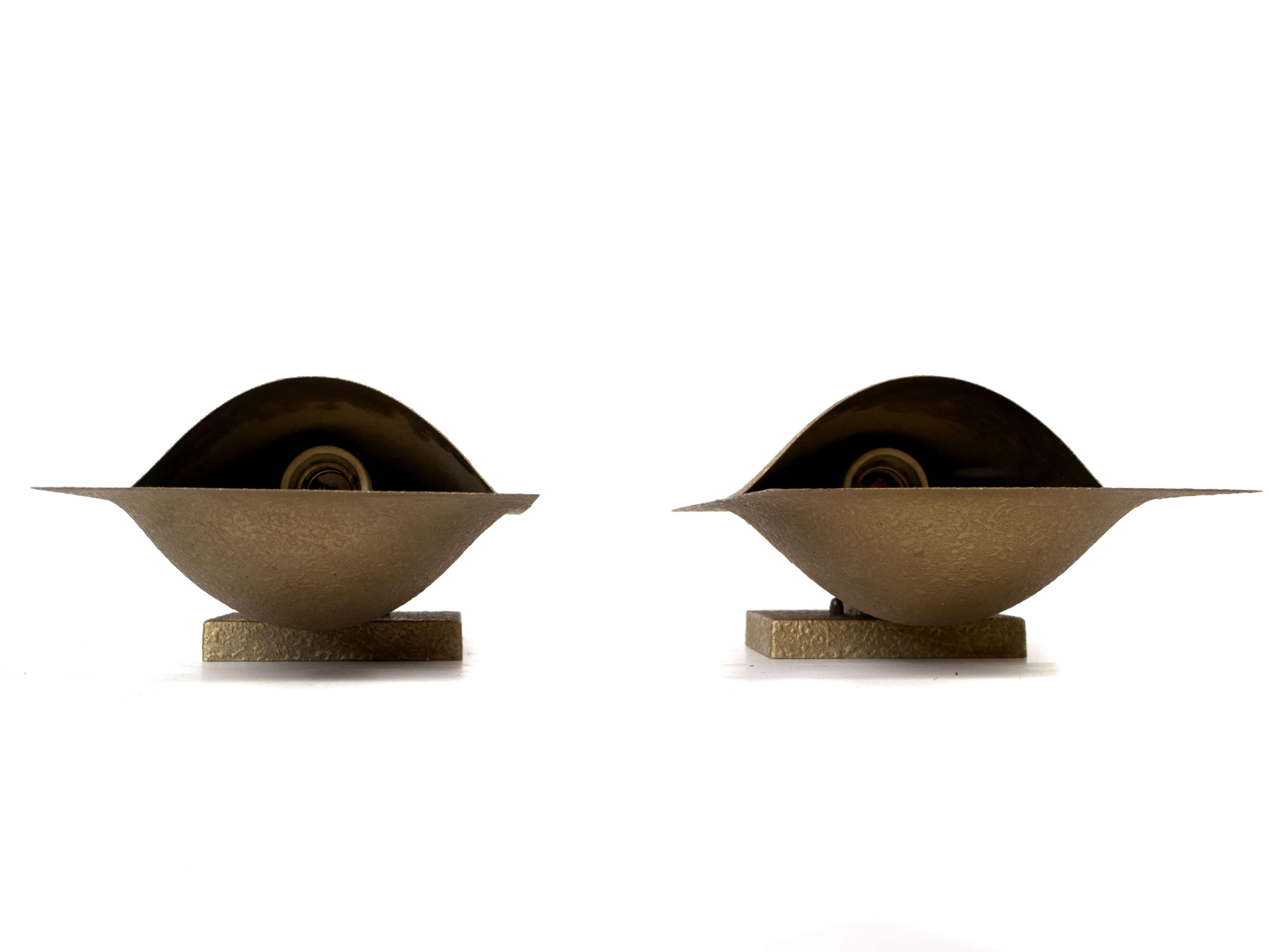 Set of Two Bertrand Balas 'Balance' Wall Lights for RAAK, Netherlands, 1960s In Good Condition In Hellouw, NL