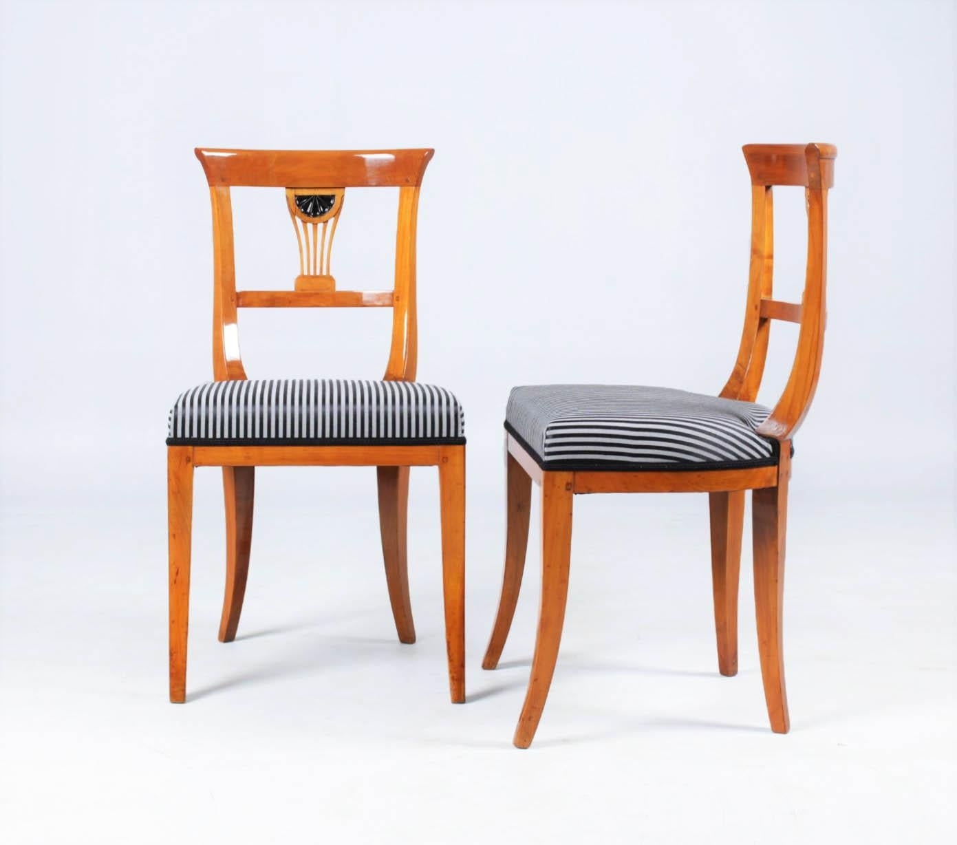 Set of Two Biedermeier Chairs, Germany, Cherry, circa 1820-1830 3