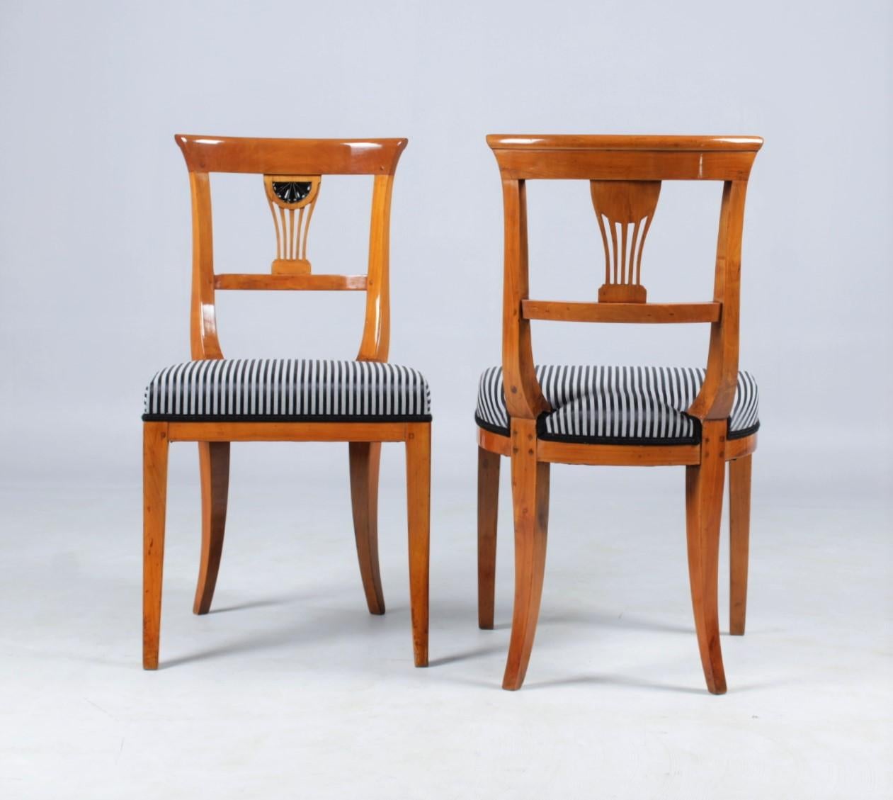 Set of Two Biedermeier Chairs, Germany, Cherry, circa 1820-1830 4