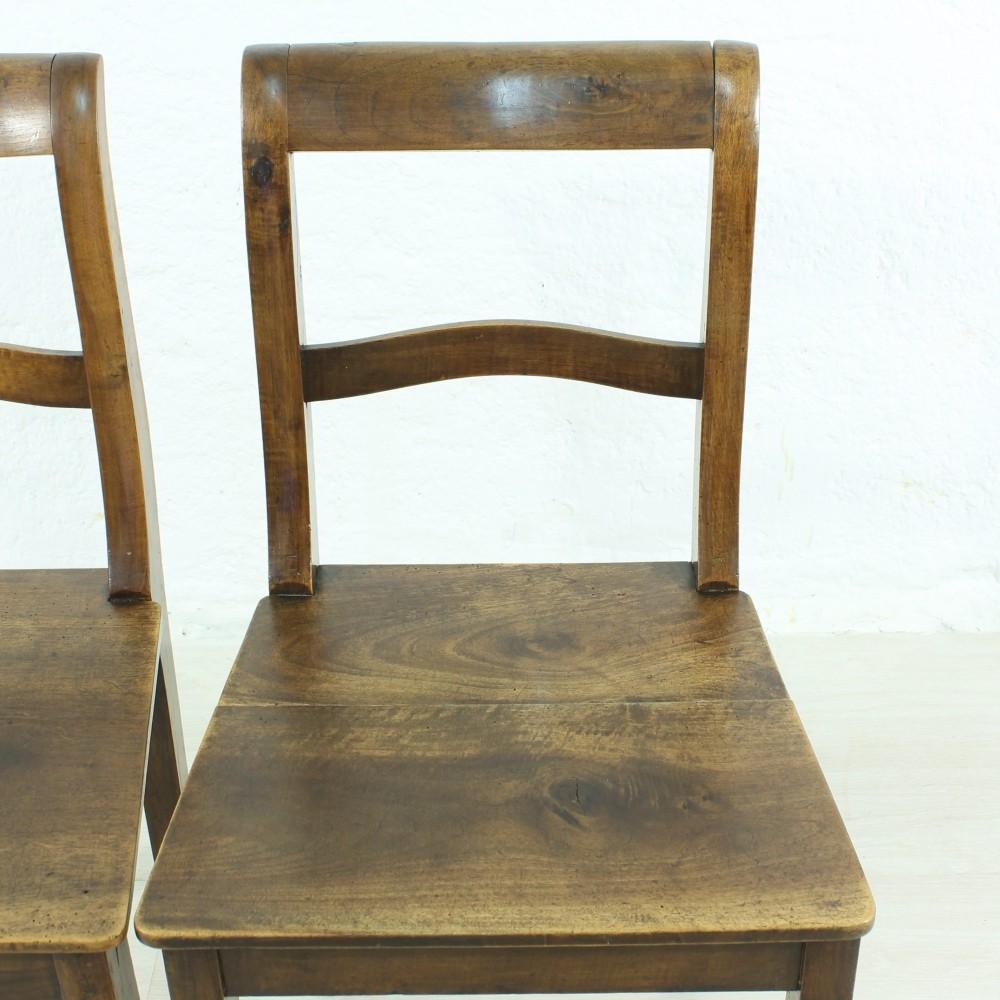Set of Two Biedermeier Walnut Chairs, circa 1850 1