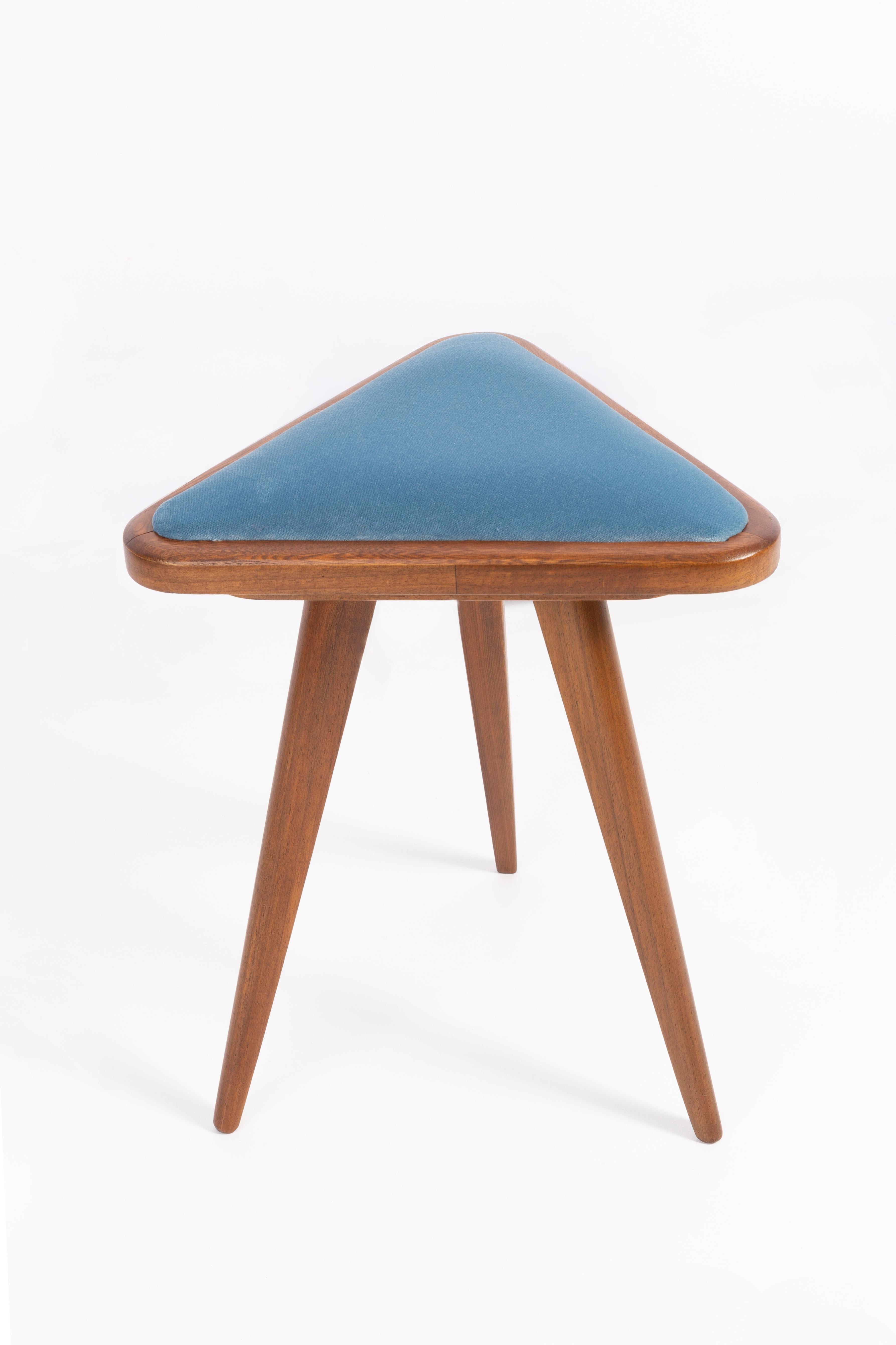 Fait main Ensemble de deux tabourets en velours noir et bleu du XXe siècle, 1960 en vente