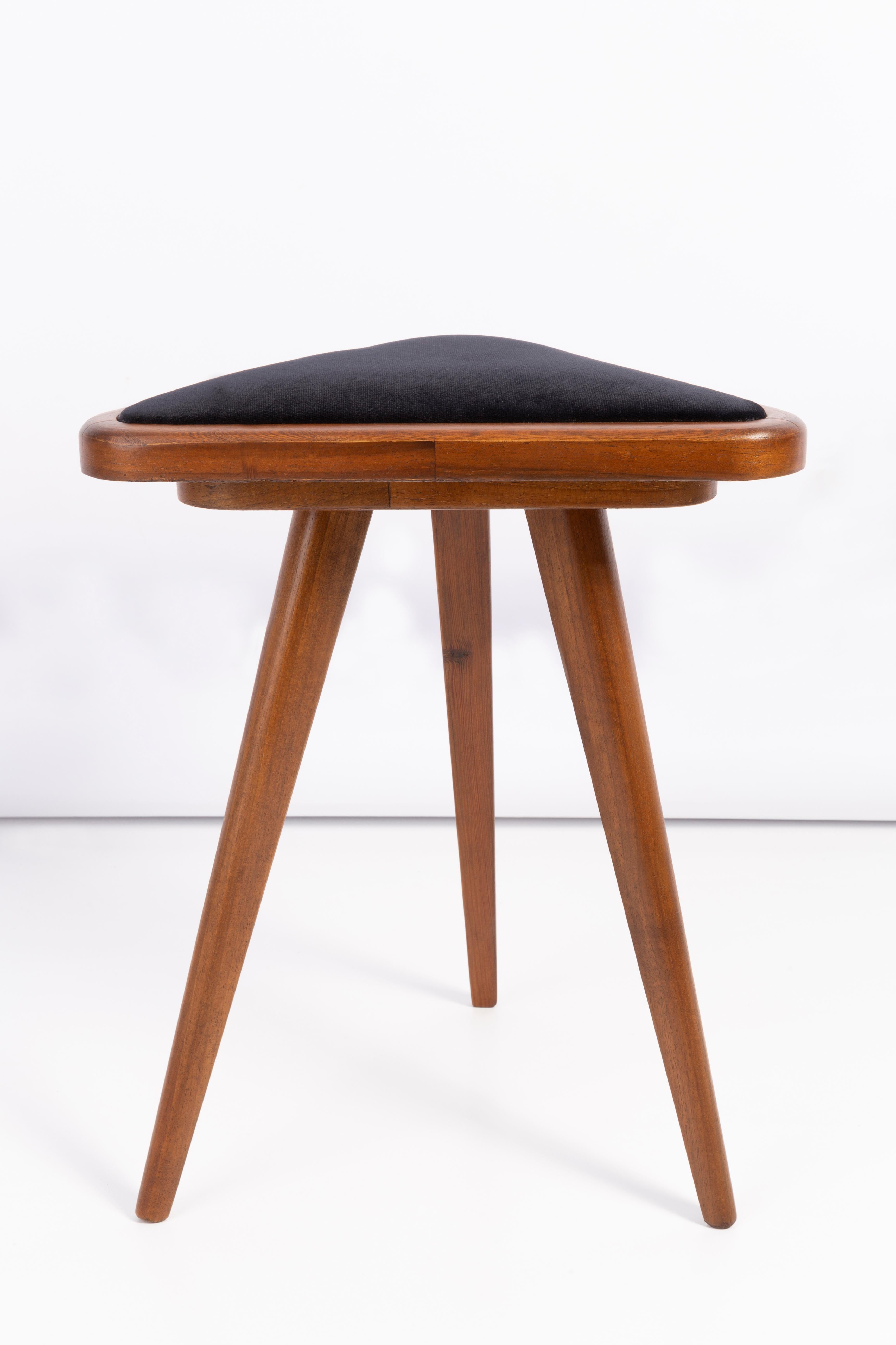 20ième siècle Ensemble de deux tabourets en velours noir et bleu du XXe siècle, 1960 en vente