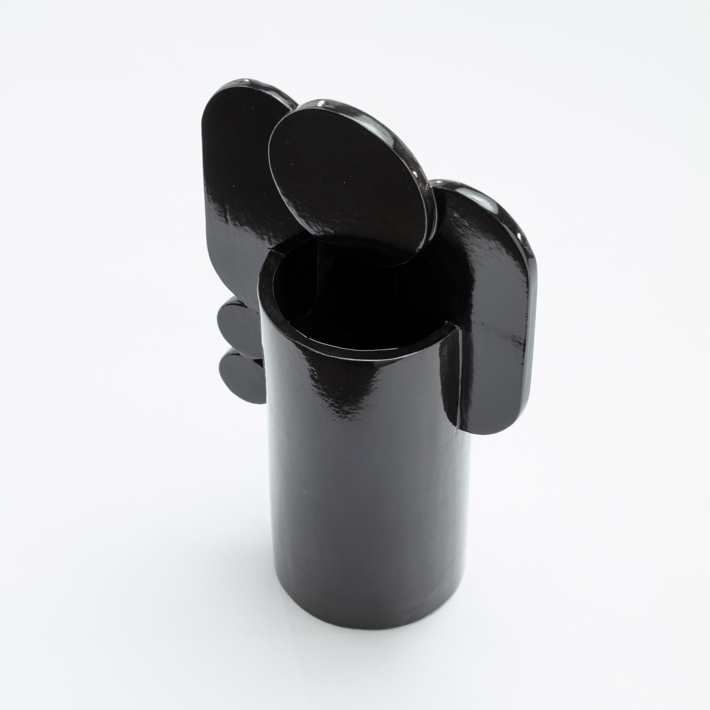 Set of two Black Glazed Ceramic vases Postmodern Bauhaus Style In New Condition For Sale In Reggio Emilia, IT