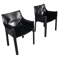 Vintage Set of two black leather Cab 413 Chairs by Mario Bellini for Cassina