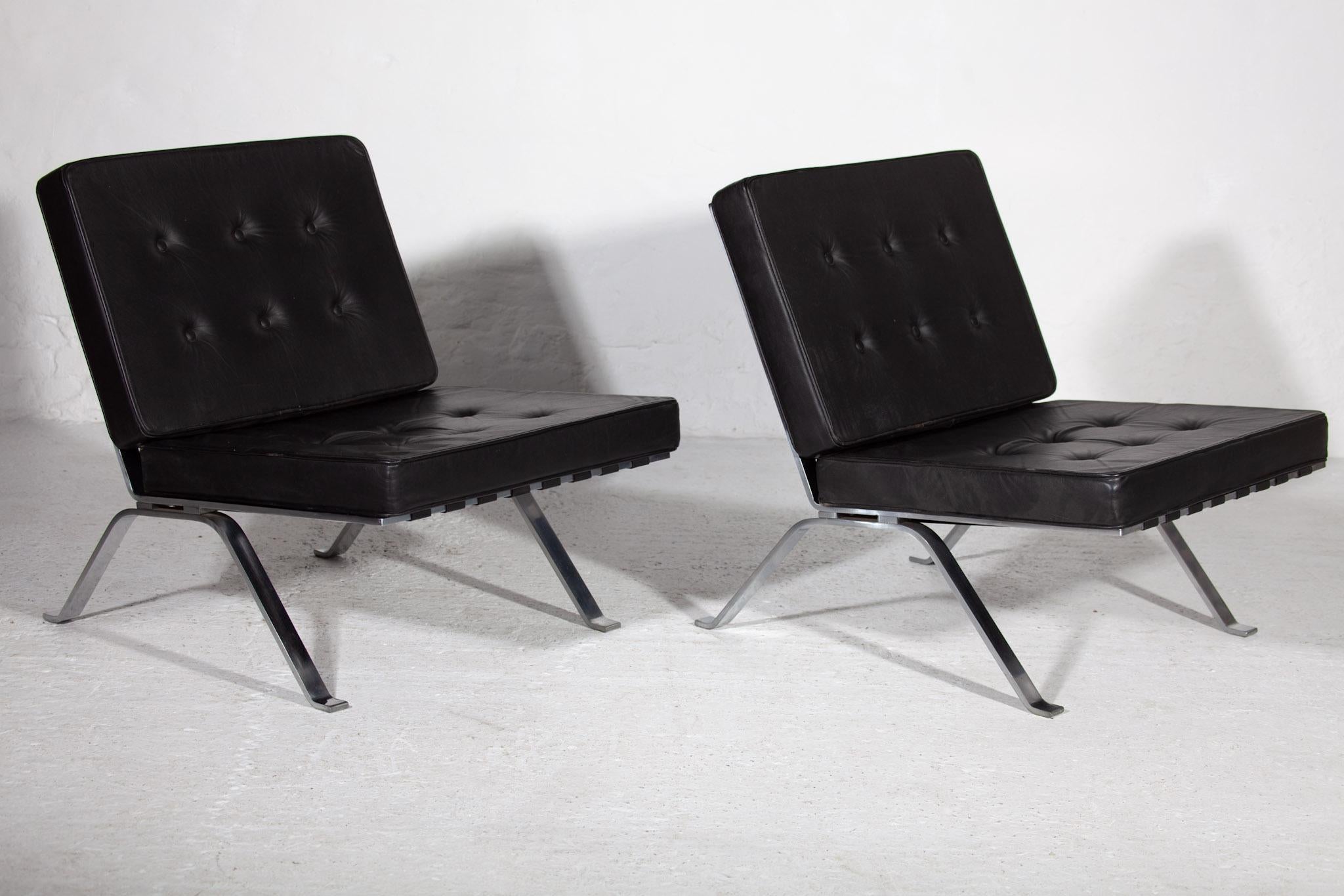 Hand-Crafted Set of Two Black Leather Lounge Chairs by Hans Eichenberger for Girsberg, 1966