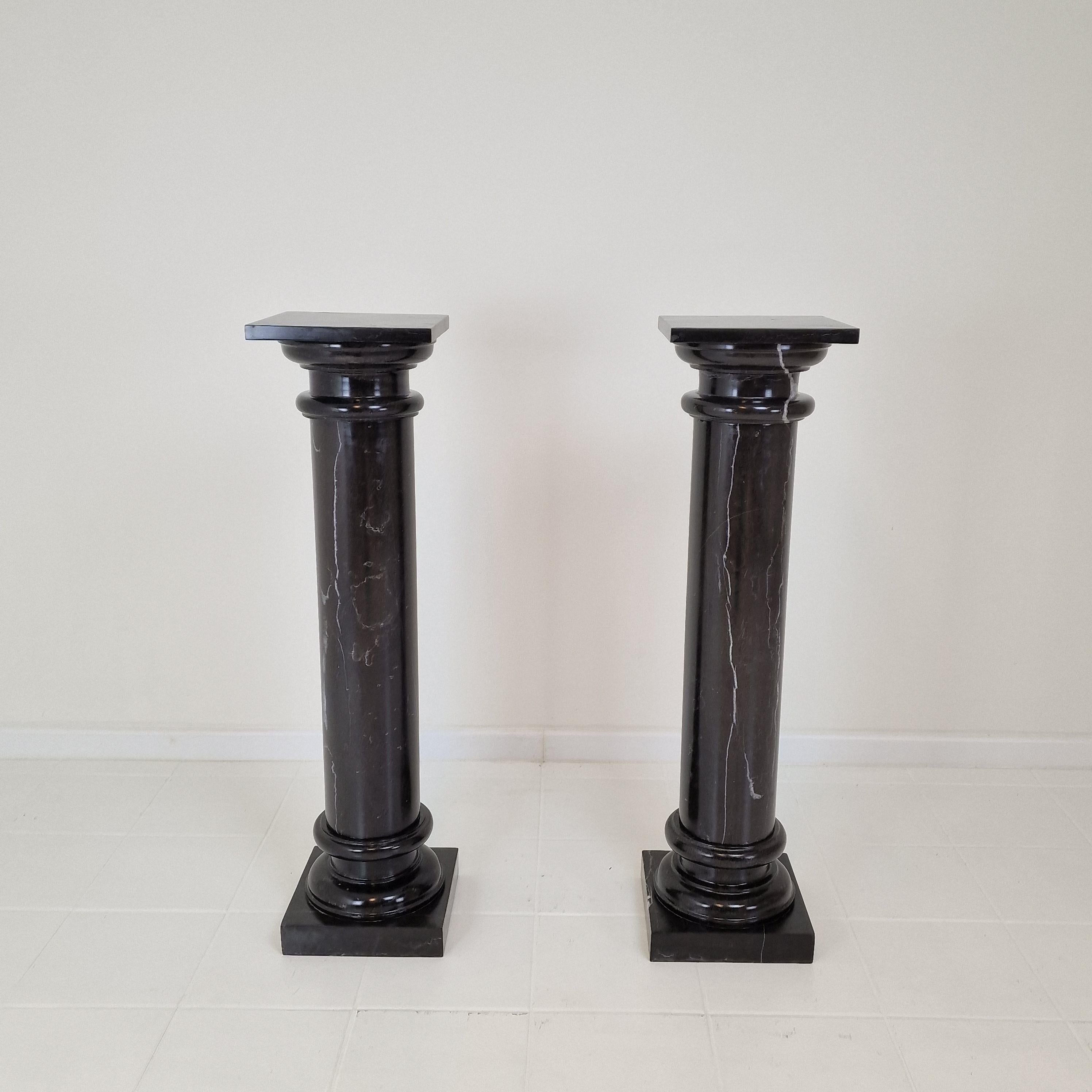 Mid-Century Modern Set of two Black Pedestals in Belgium Hard-stone For Sale