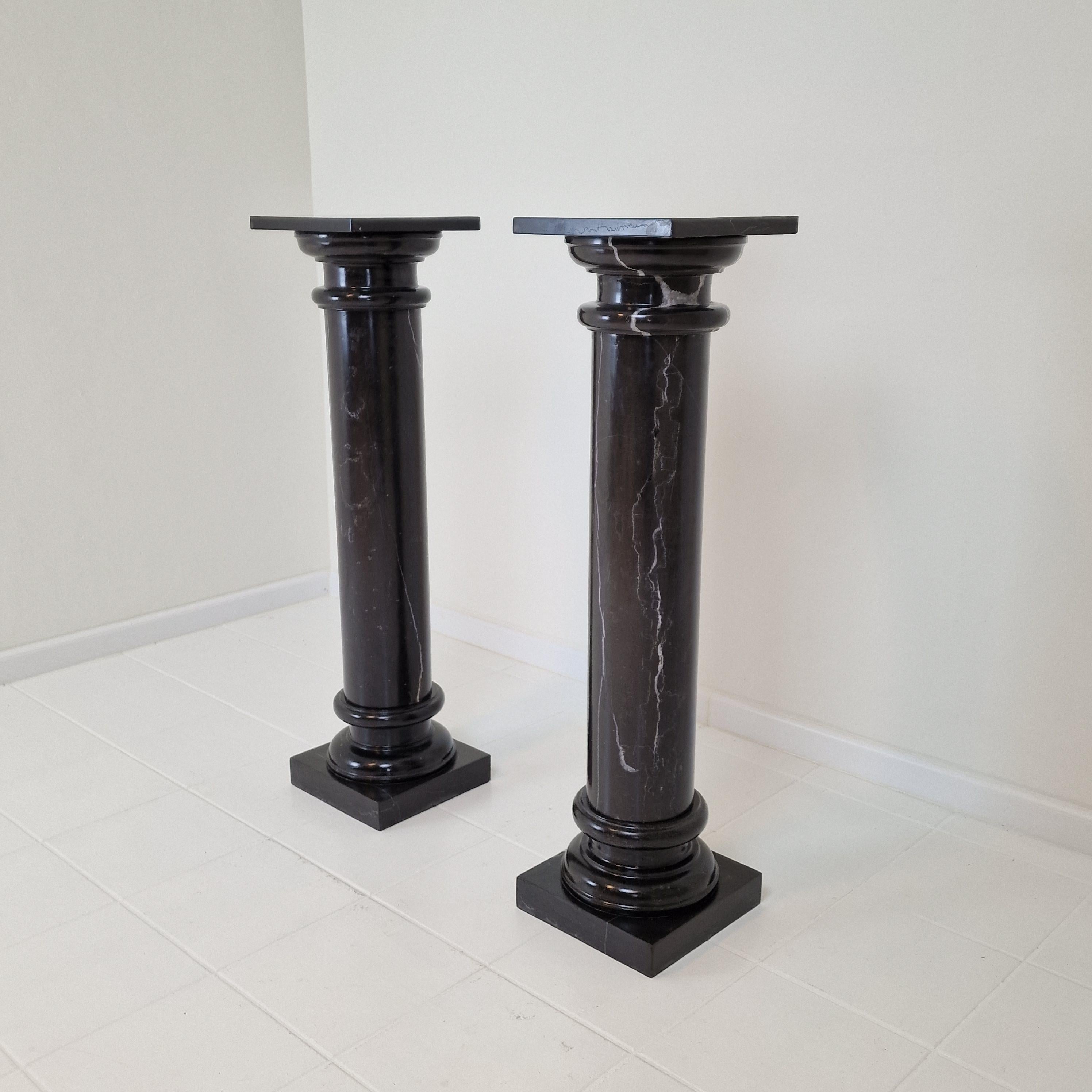 20th Century Set of two Black Pedestals in Belgium Hard-stone For Sale