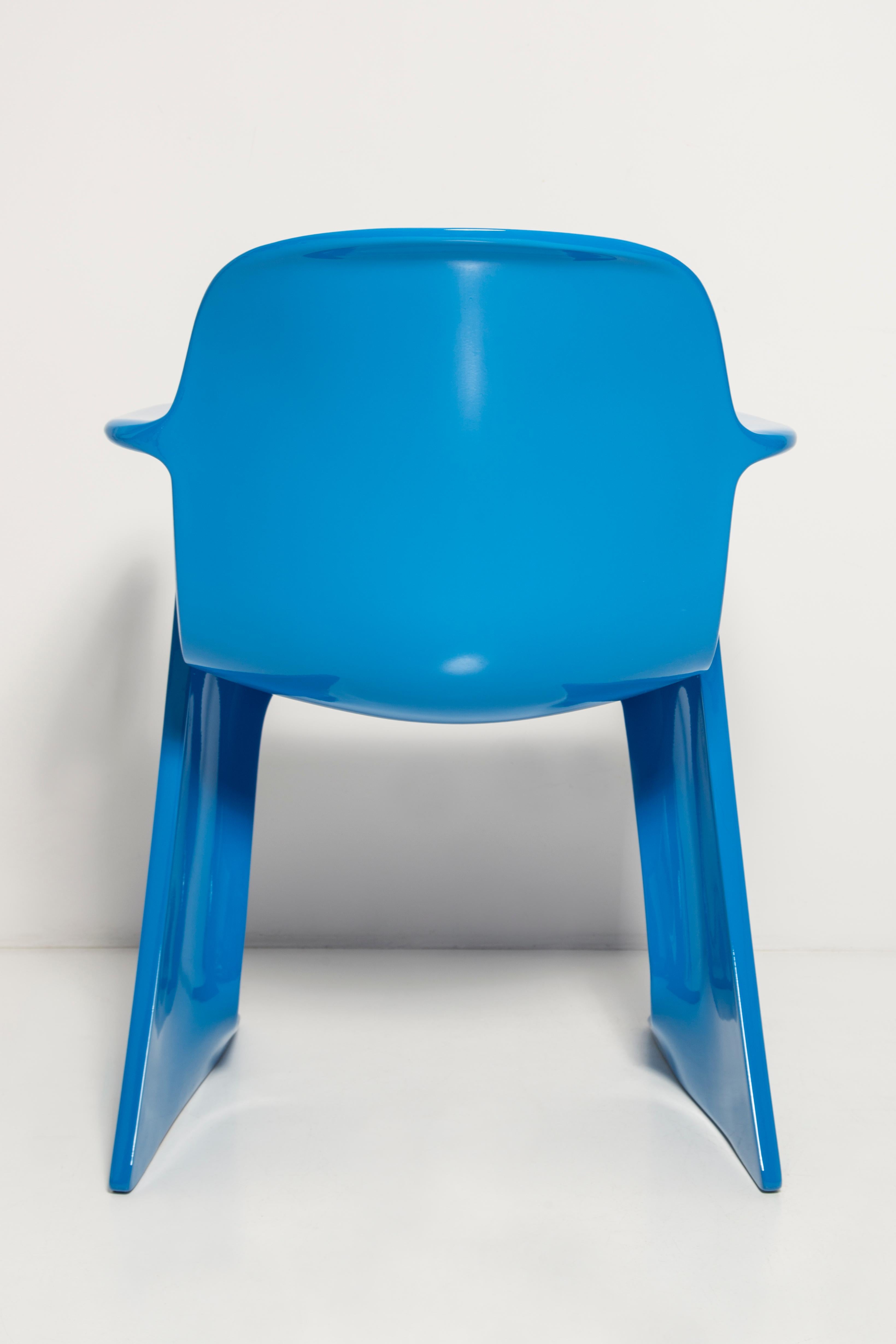 Set of Two Blue Kangaroo Chairs Designed by Ernst Moeckl, Germany, 1968 For Sale 6