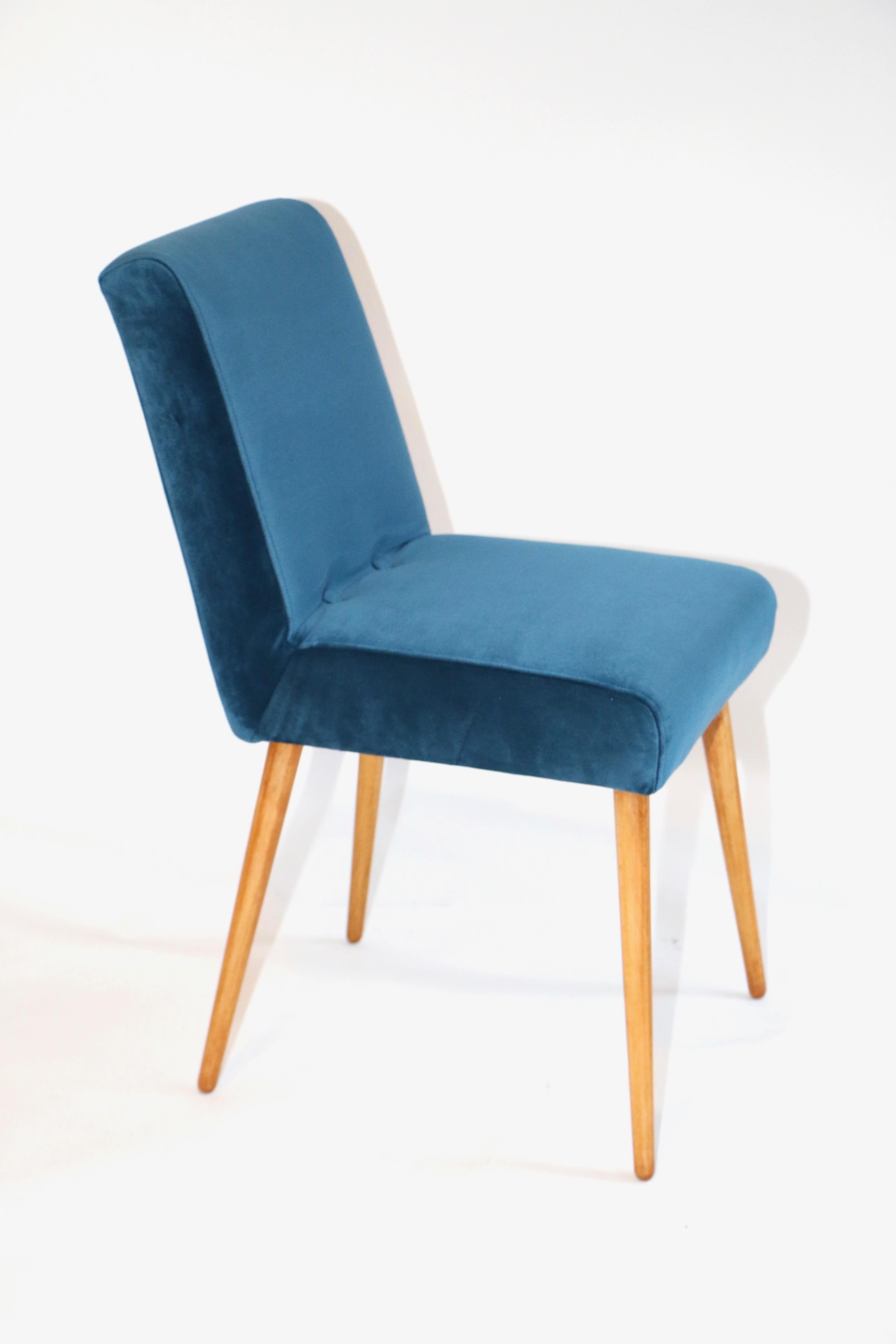 Set of Two Blue Marine Chairs in Velvet For Sale 3