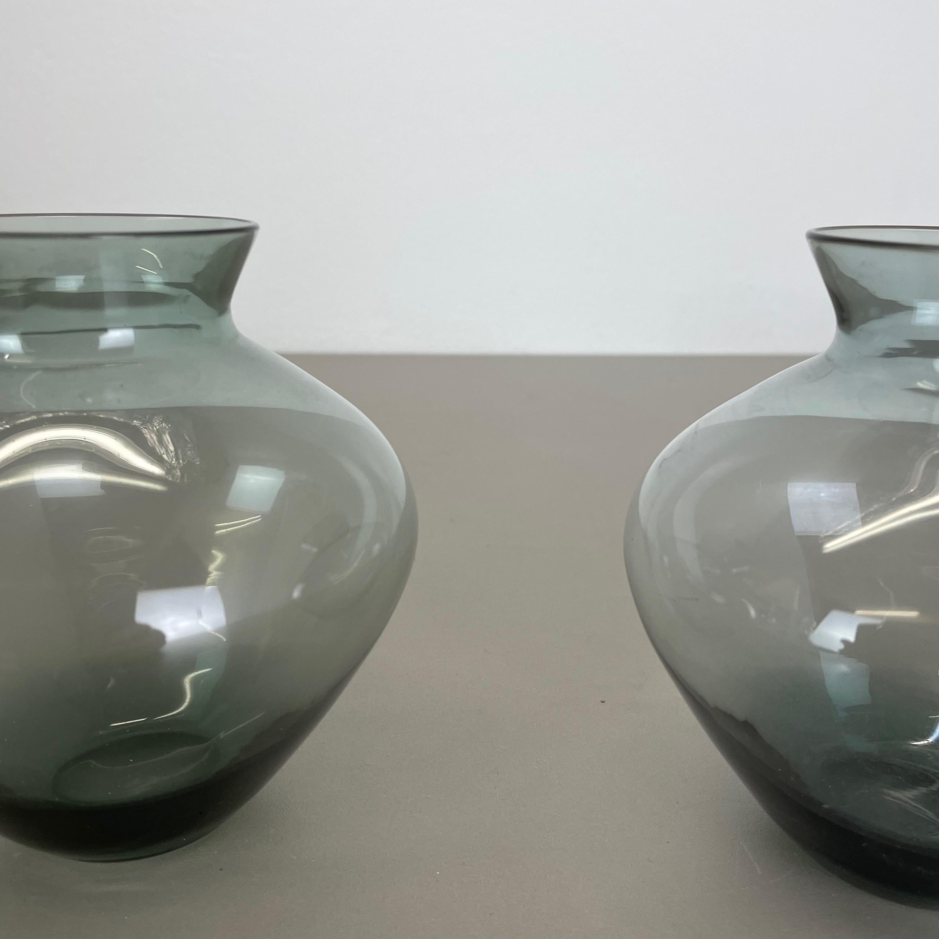 Set of Two Blue Tone Heart Vases Turmaline by Wilhelm Wagenfeld for WMF, 1960s For Sale 5