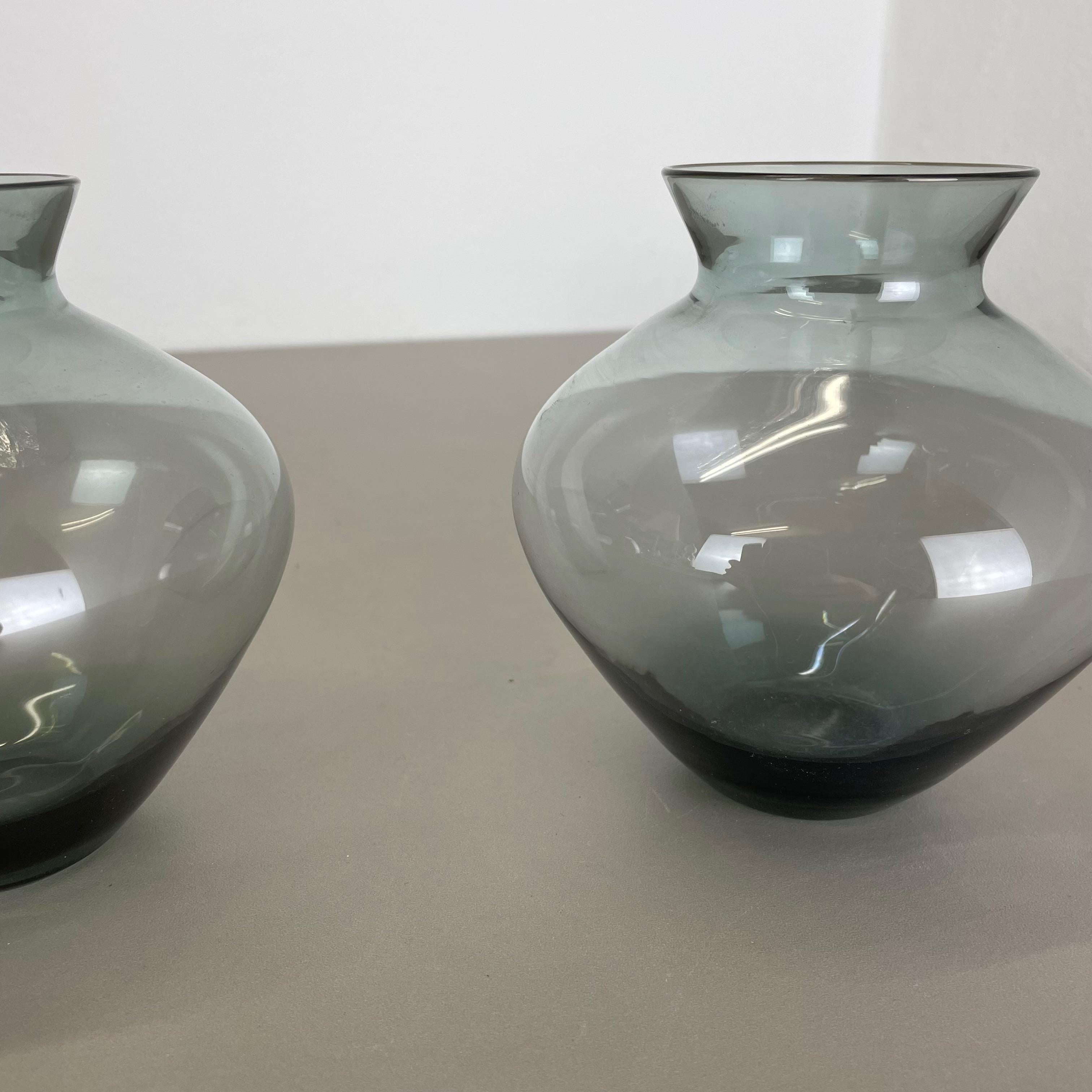 Set of Two Blue Tone Heart Vases Turmaline by Wilhelm Wagenfeld for WMF, 1960s For Sale 7