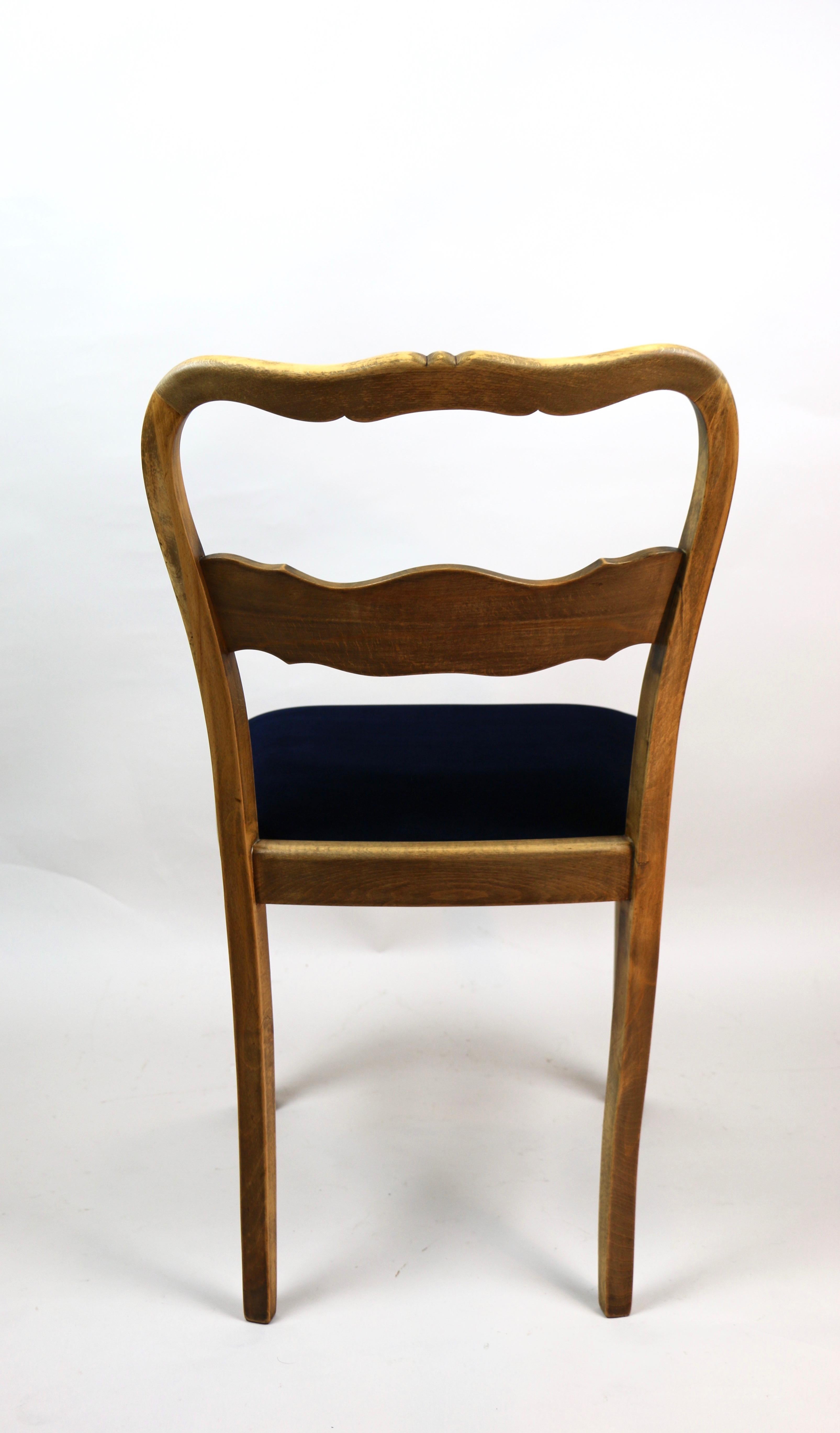 Set of Two Blue Velvet Chairs from 1960s For Sale 6