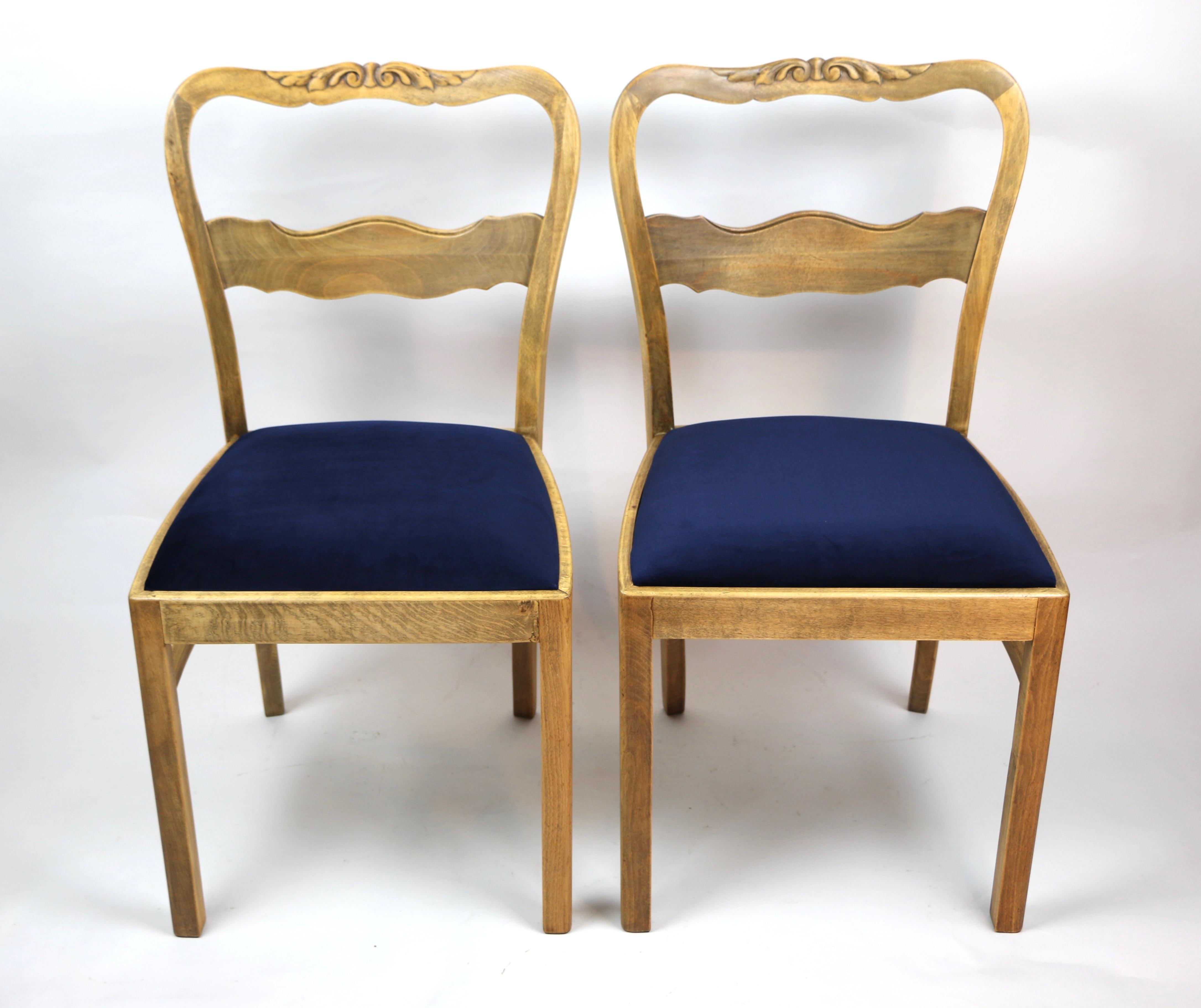 Mid-Century Modern Set of Two Blue Velvet Chairs from 1960s For Sale