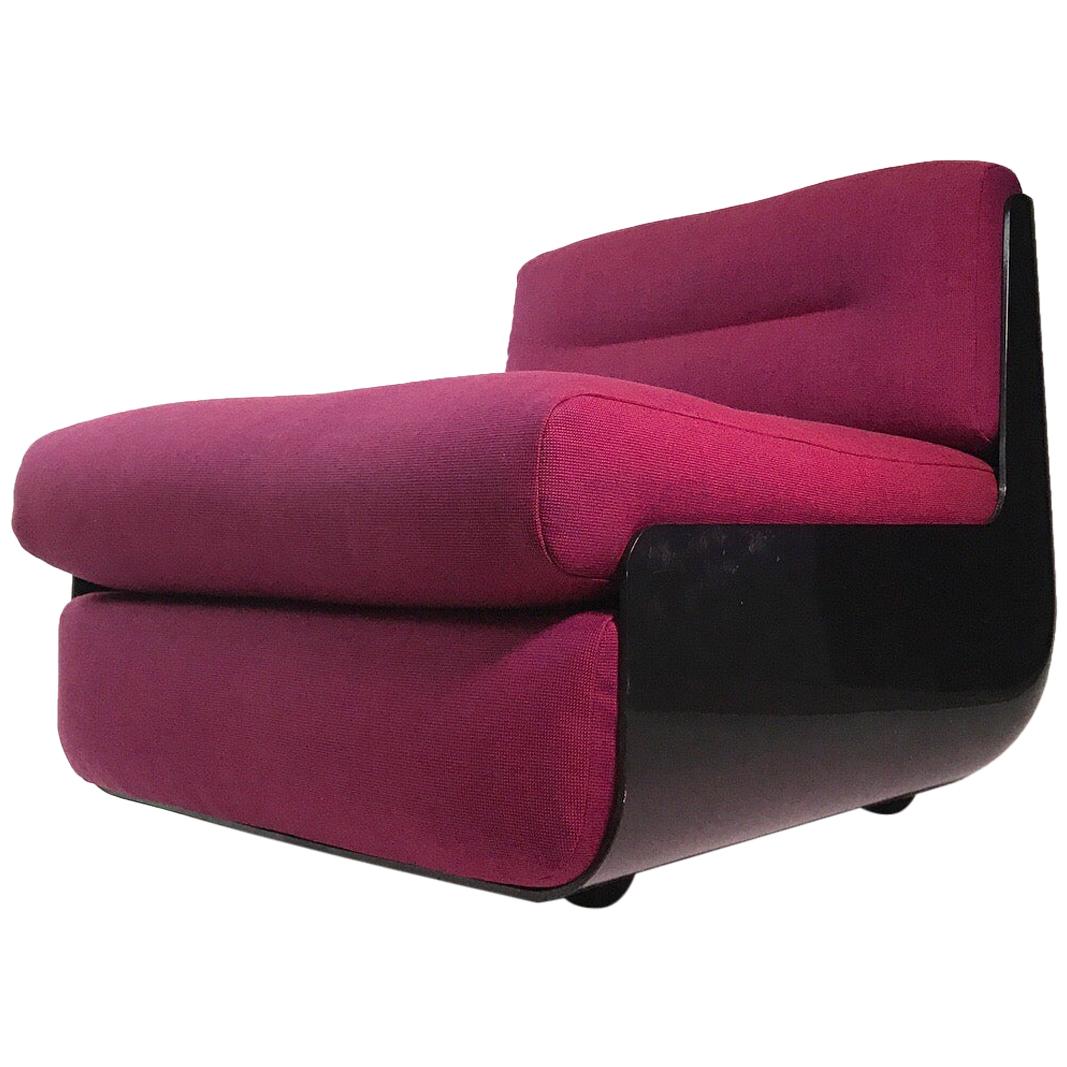Set of Two Bossa Lounge Chairs Designed by Bonetto and Stoppino New Upholstery For Sale