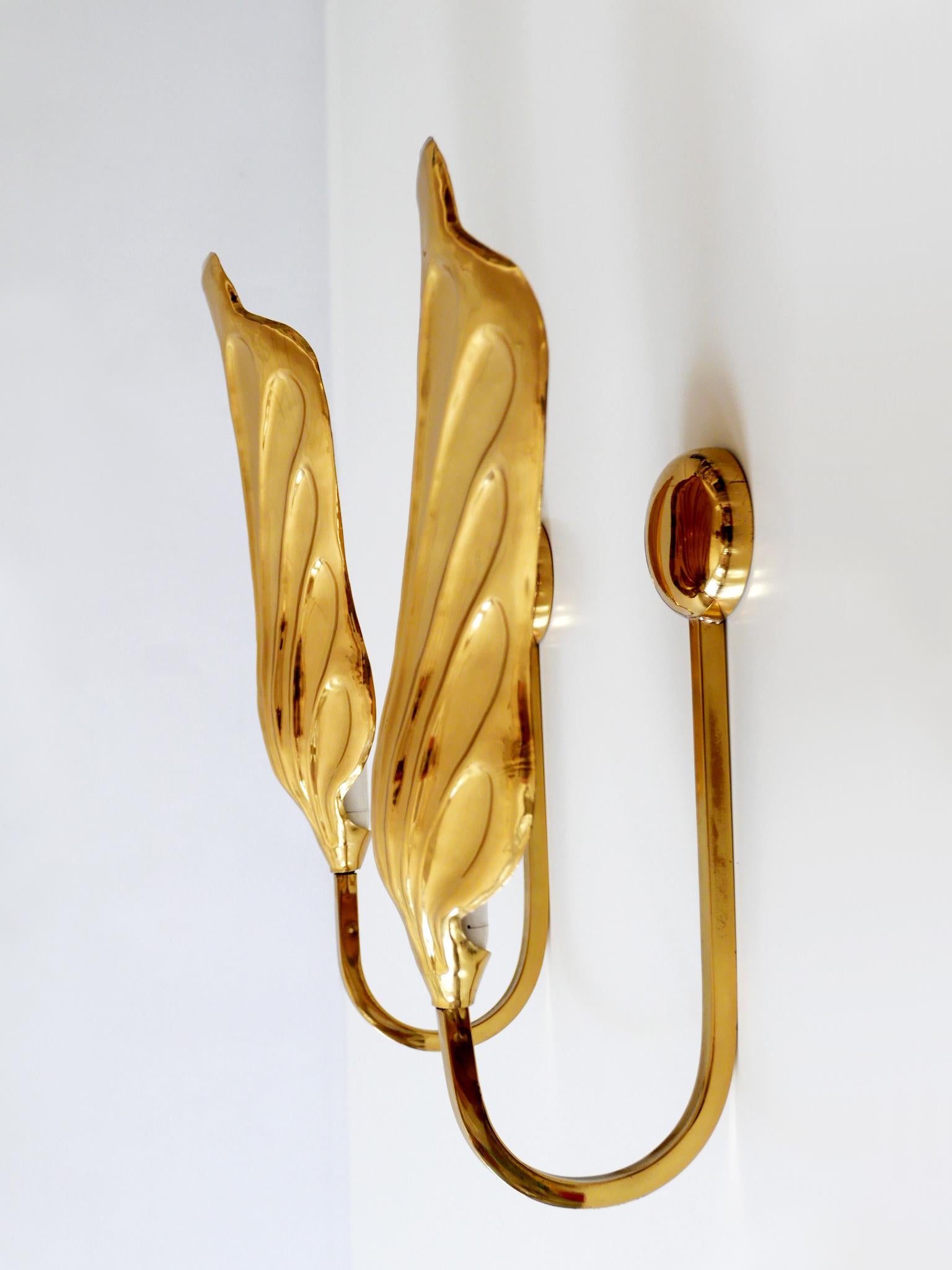 Set of Two Brass Leaf Wall Lamps or Sconces by Carlo Giorgi for Bottega Gadda 4