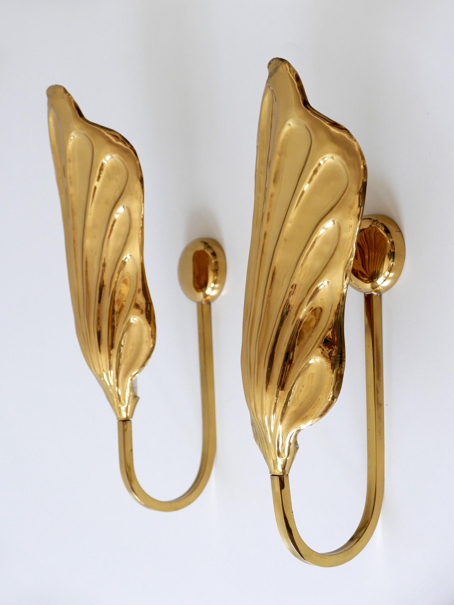 Set of Two Brass Leaf Wall Lamps or Sconces by Carlo Giorgi for Bottega Gadda 8