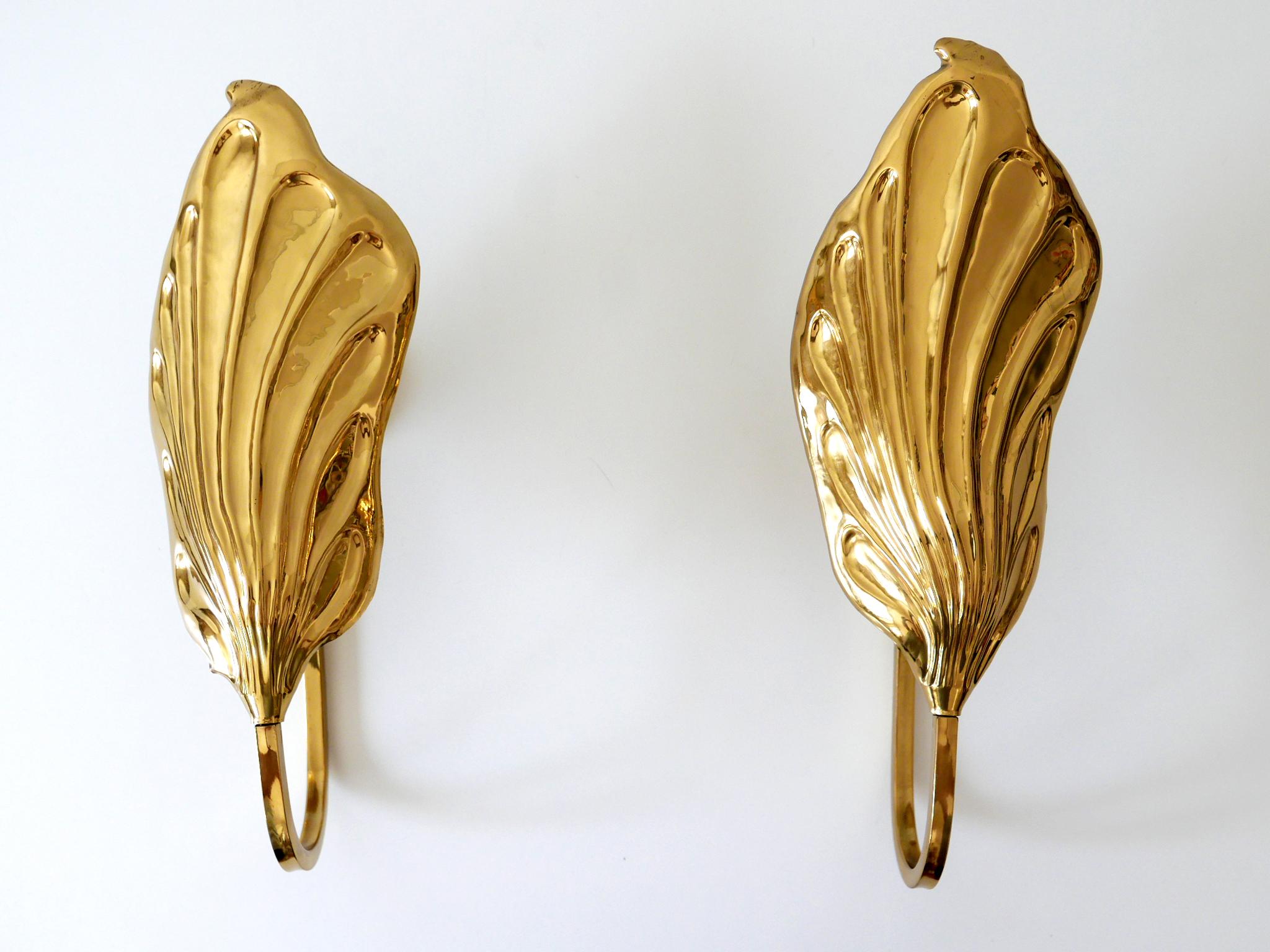 Mid-Century Modern Set of Two Brass Leaf Wall Lamps or Sconces by Carlo Giorgi for Bottega Gadda