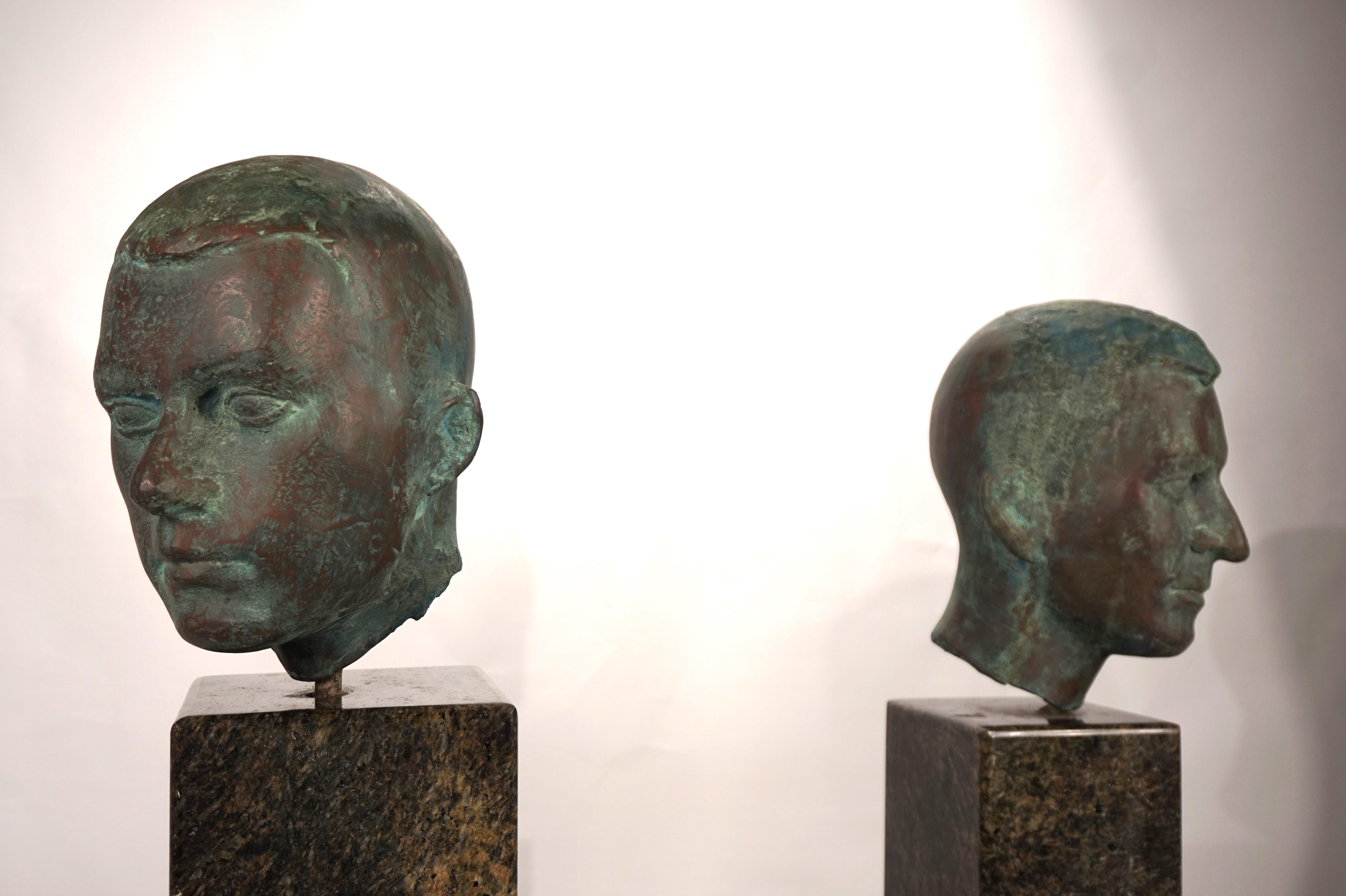 Set di due busti in bronzo su stele di granito di un allievo di Georg Kolbe, 1925 in vendita 11