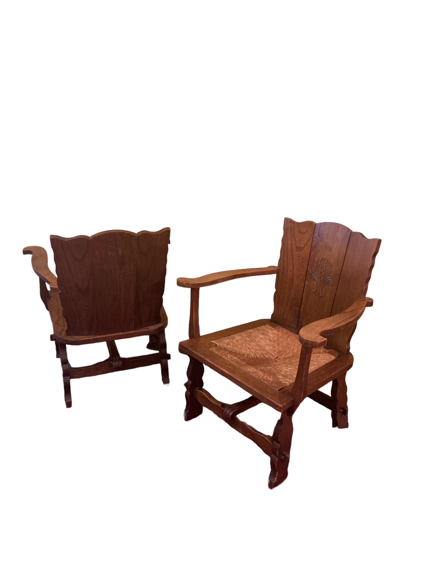 Hand-Carved Set of Two Brutalist Wabi Sabi Oak Rush Lounge Chairs For Sale