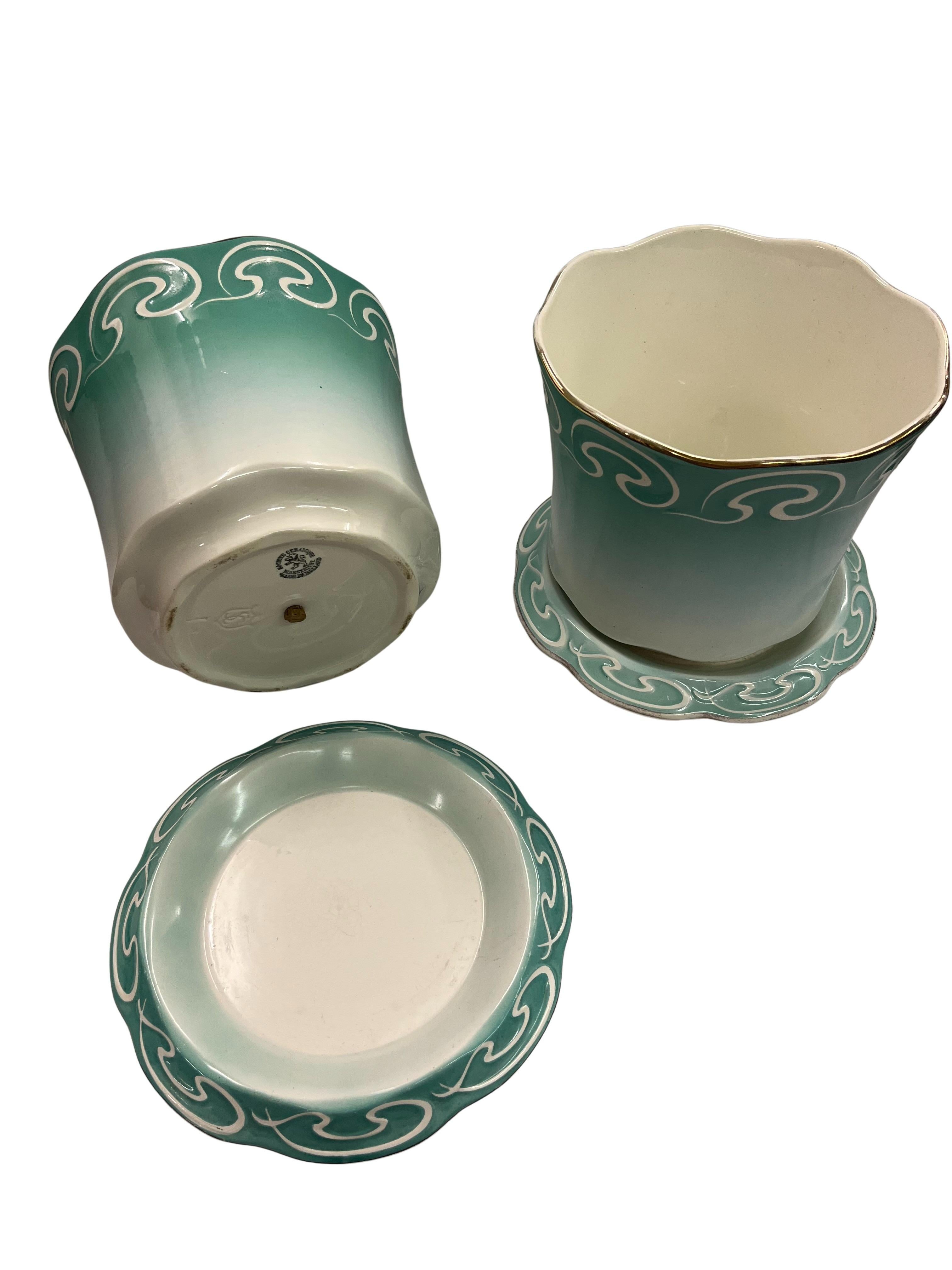 Set of two cachepots planters, societe Maestricht, Art Nouveau 1900, Netherlands Cerámico en venta