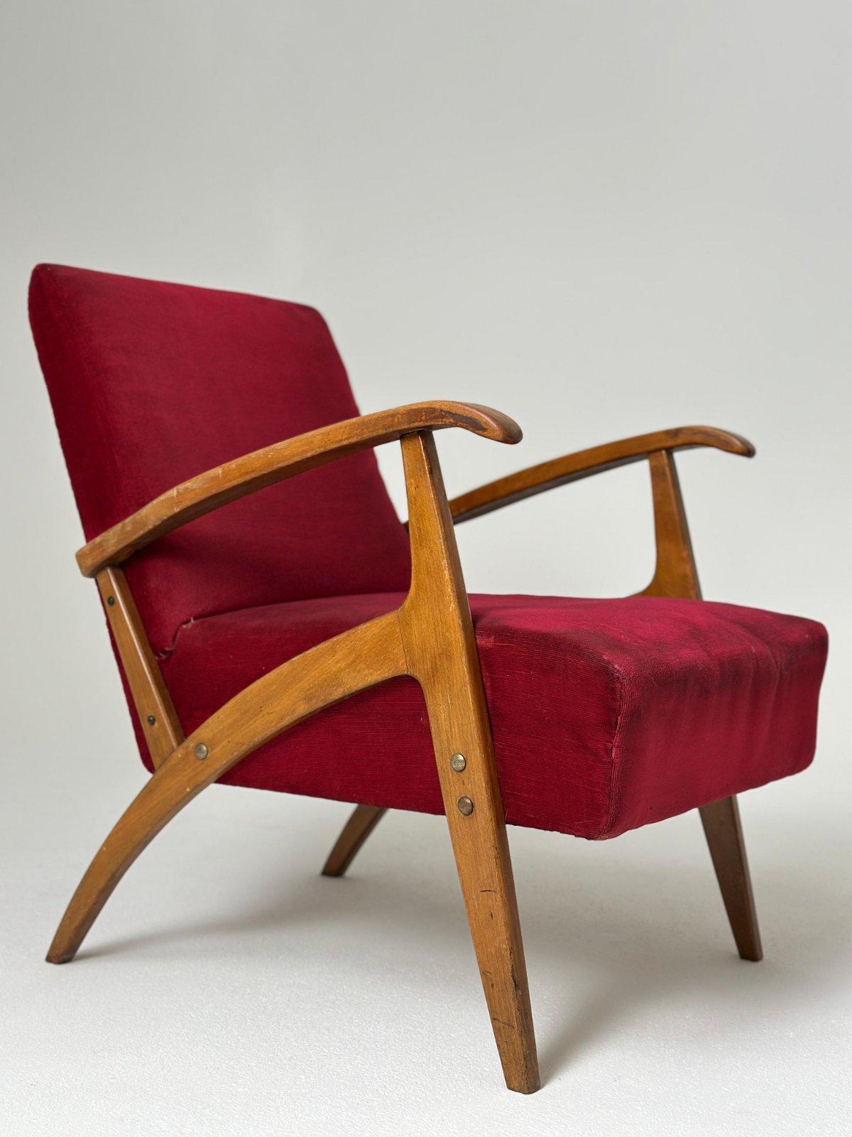 Ensemble de deux chaises Carlo Mollino Longue en velours rouge Italie années 1950